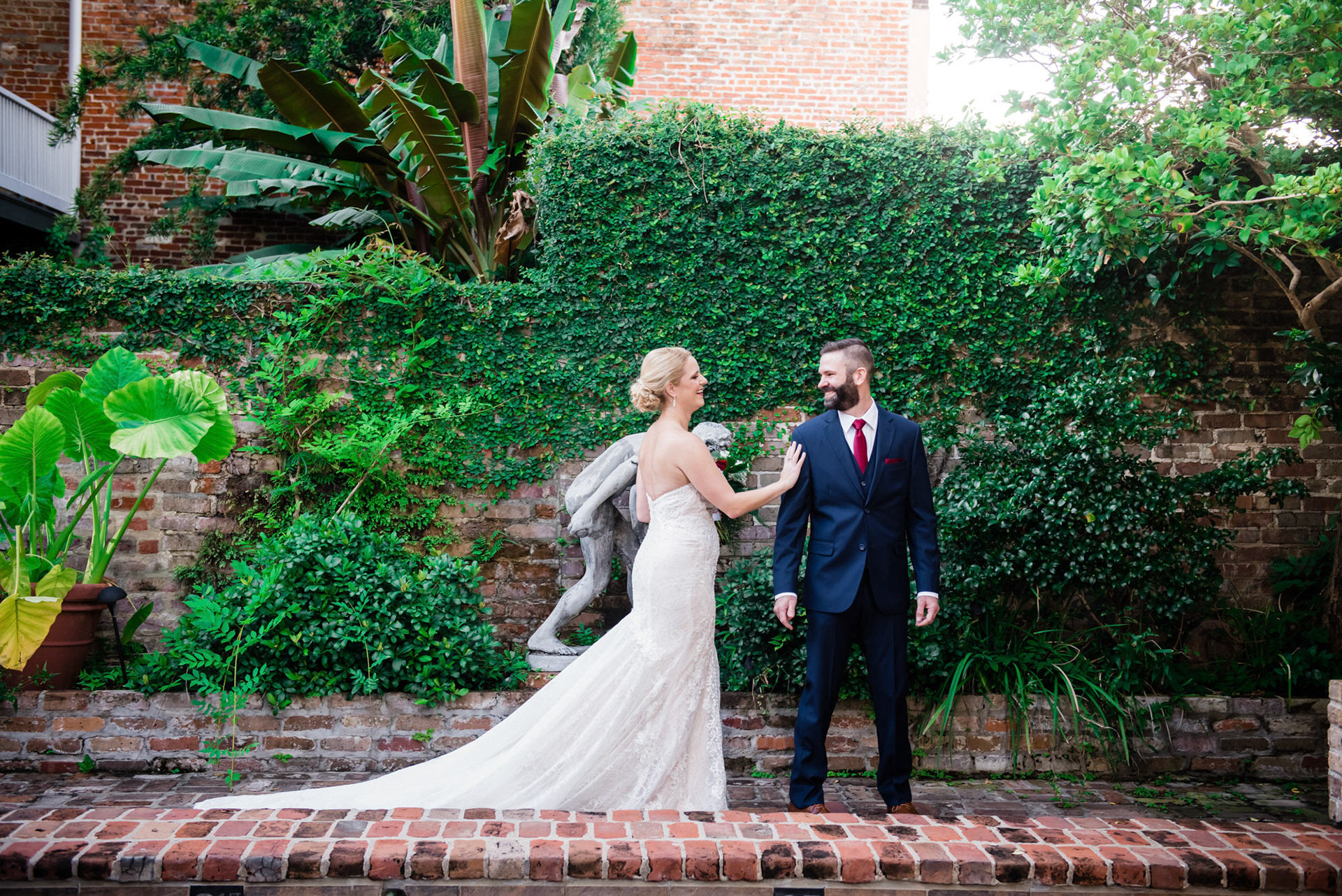 First Look, Bride and Groom, French Quarter, Jackson Square, 1216 Studio, New Orleans Wedding Photographers, 2019, 1st Look