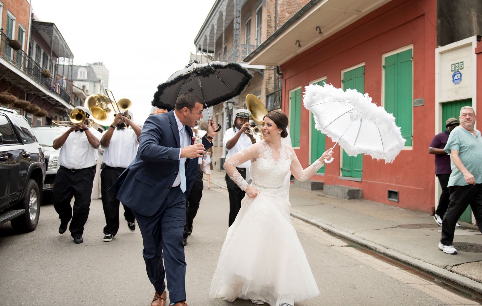 First Look, Bride and Groom, French Quarter, Jackson Square, 1216 Studio, New Orleans Wedding Photographers, 2019, 1st Look