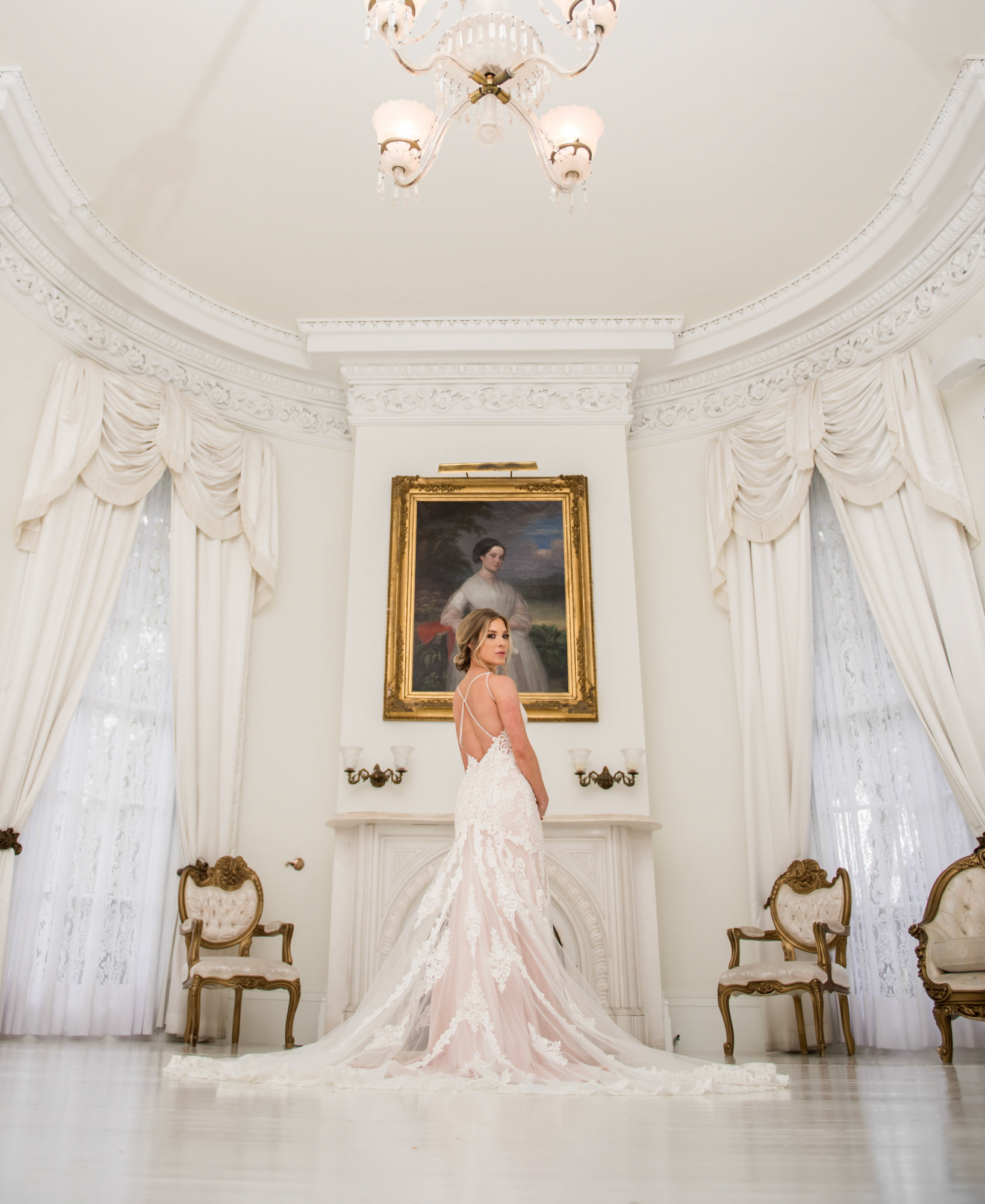 Bridal Portraits, Bridal Sessions, New Orleans Wedding Photographers, 1216 Studio, French Quarter, Wedding Dress, Details, Fashion, Garden District, 2019