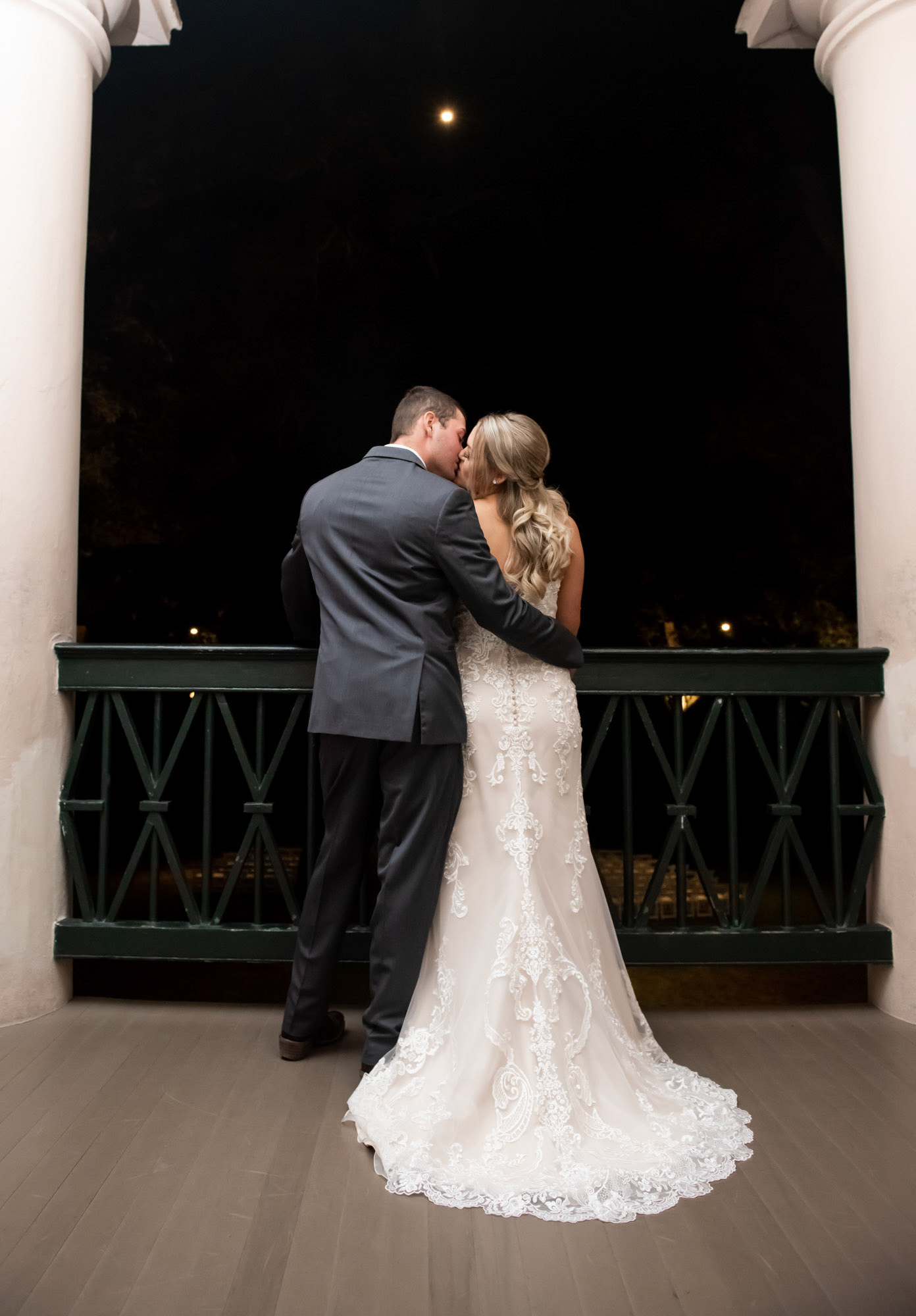 First Look, Bride and Groom, French Quarter, Jackson Square, 1216 Studio, New Orleans Wedding Photographers, 2019, 1st Look