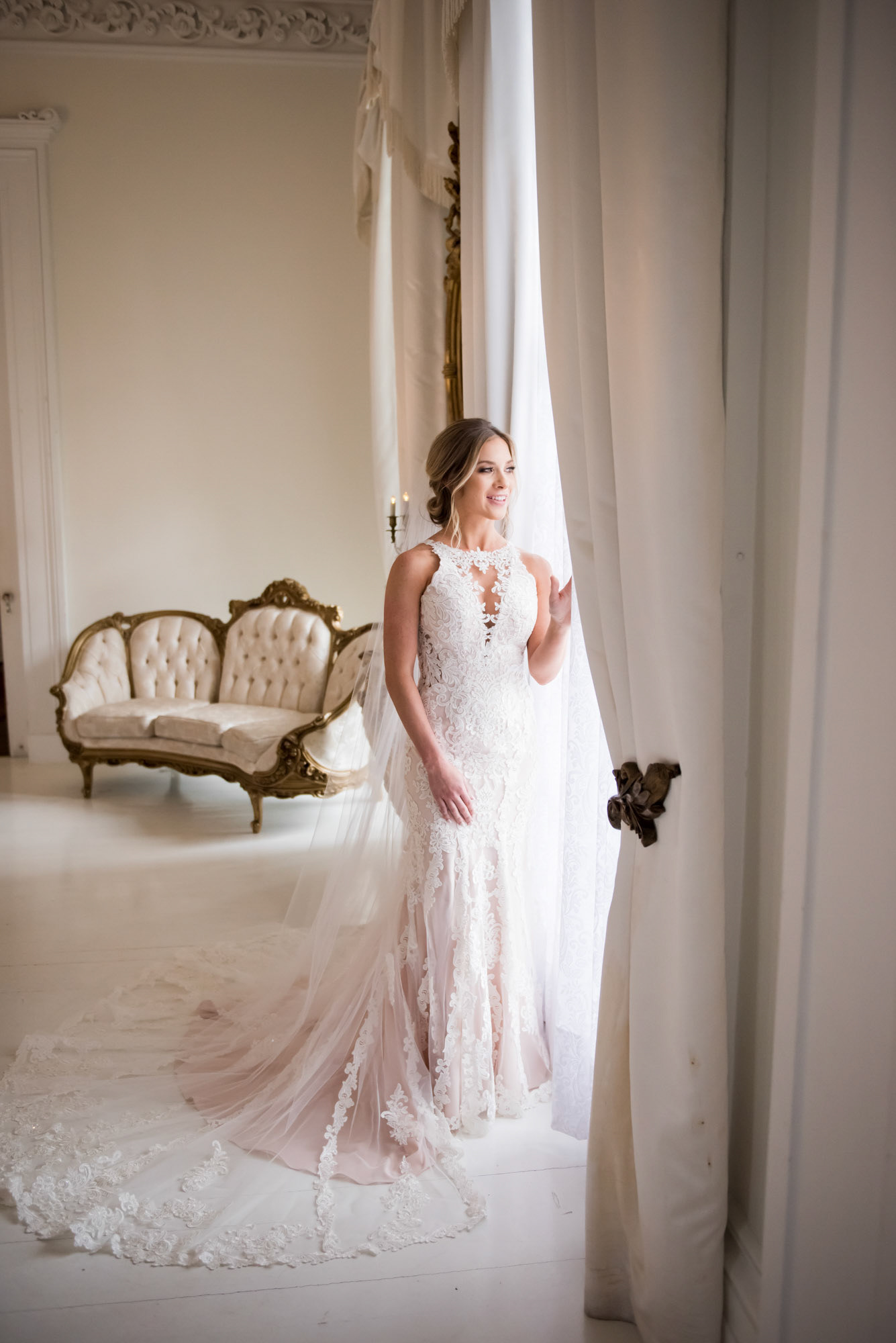 Bridal Portraits, Bridal Sessions, New Orleans Wedding Photographers, 1216 Studio, French Quarter, Wedding Dress, Details, Fashion, Garden District, 2019