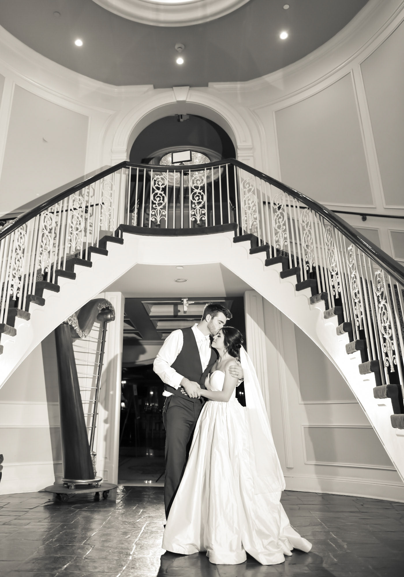 First Look, Bride and Groom, French Quarter, Jackson Square, 1216 Studio, New Orleans Wedding Photographers, 2019, 1st Look