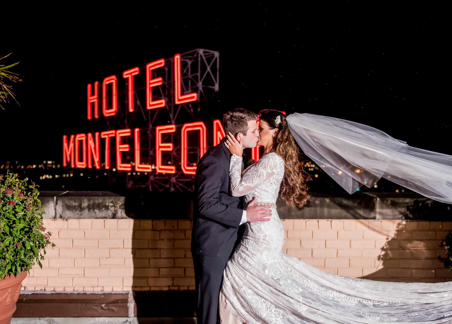 First Look, Bride and Groom, French Quarter, Jackson Square, 1216 Studio, New Orleans Wedding Photographers, 2019, 1st Look