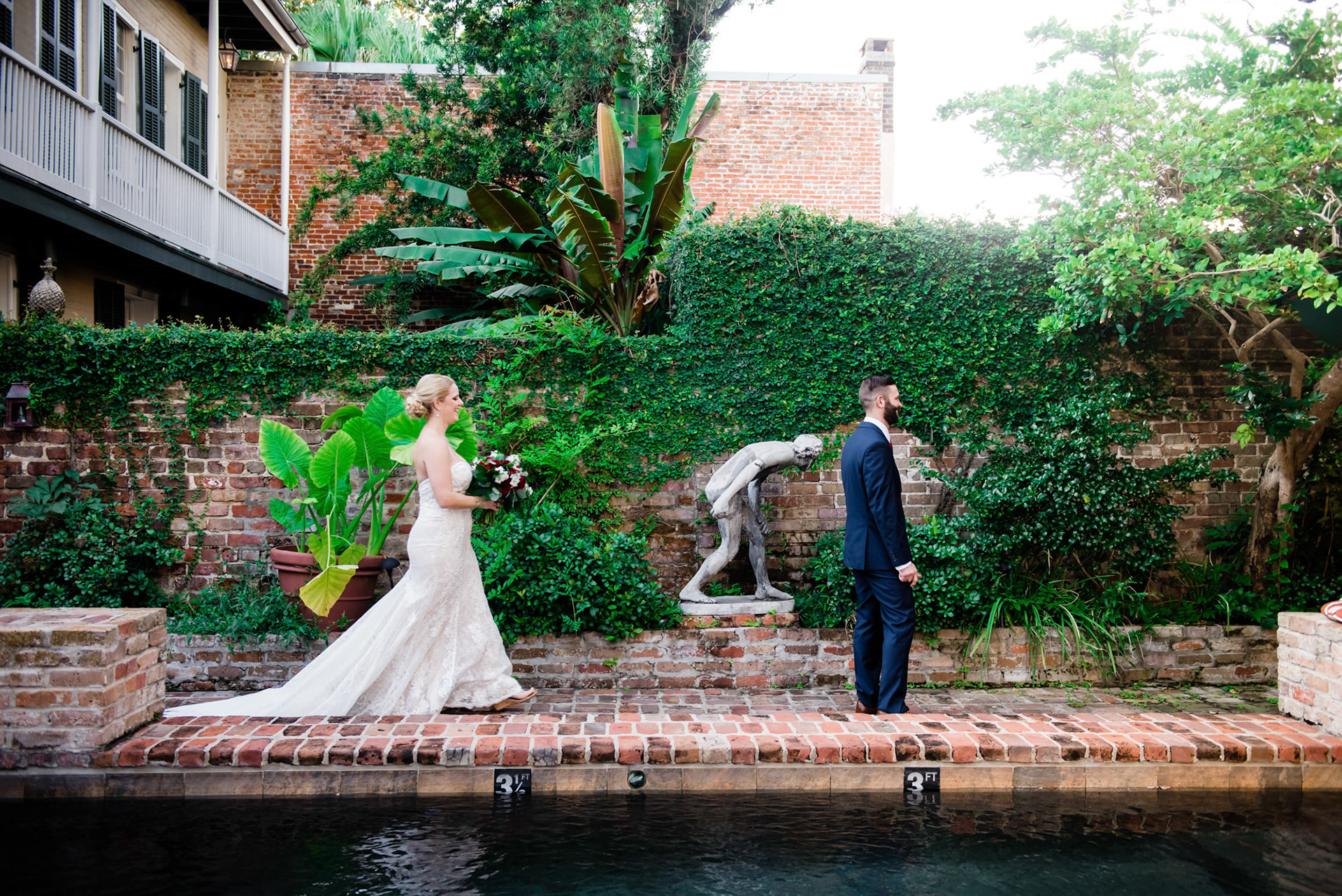 First Look, Bride and Groom, French Quarter, Jackson Square, 1216 Studio, New Orleans Wedding Photographers, 2019, 1st Look