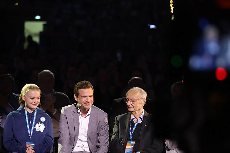 Katharina Höring Beisitzerin im Ortsverband der CDU Bensberg; Moderator Aljoscha Höhn ; Dr. Heinz Günther Hüsch