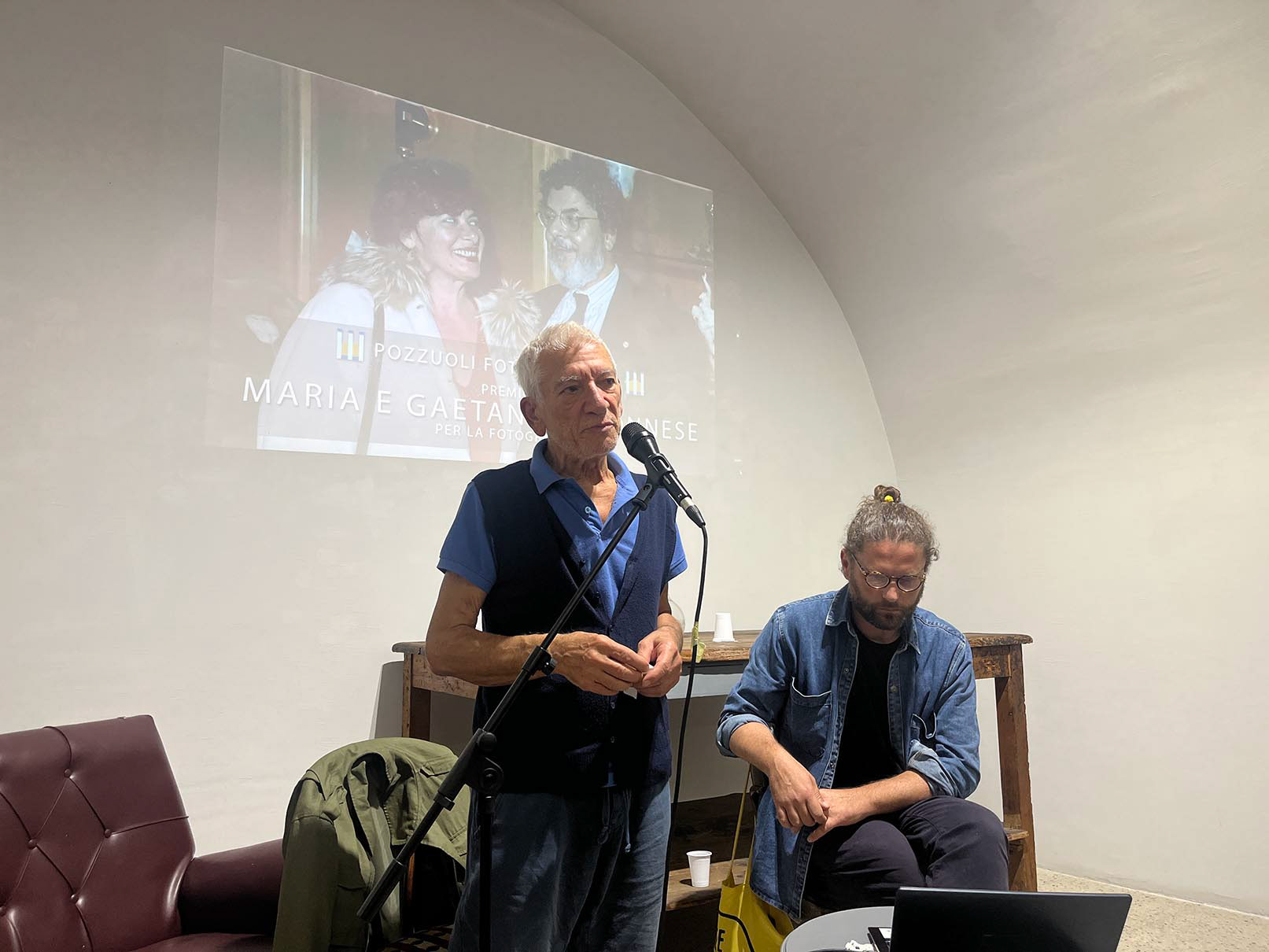 Luciano Ferrara introduce Eduardo Castaldo