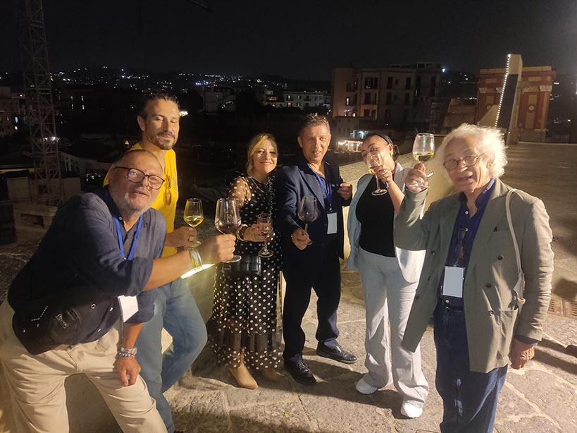 Momenti di conviviali a PFF: Franco Esse, Roberto Salomone, Geny Esposito, Gianni Biccari, Fortuna Caturano (uno degli sponsor di PFF), Fabio Donato