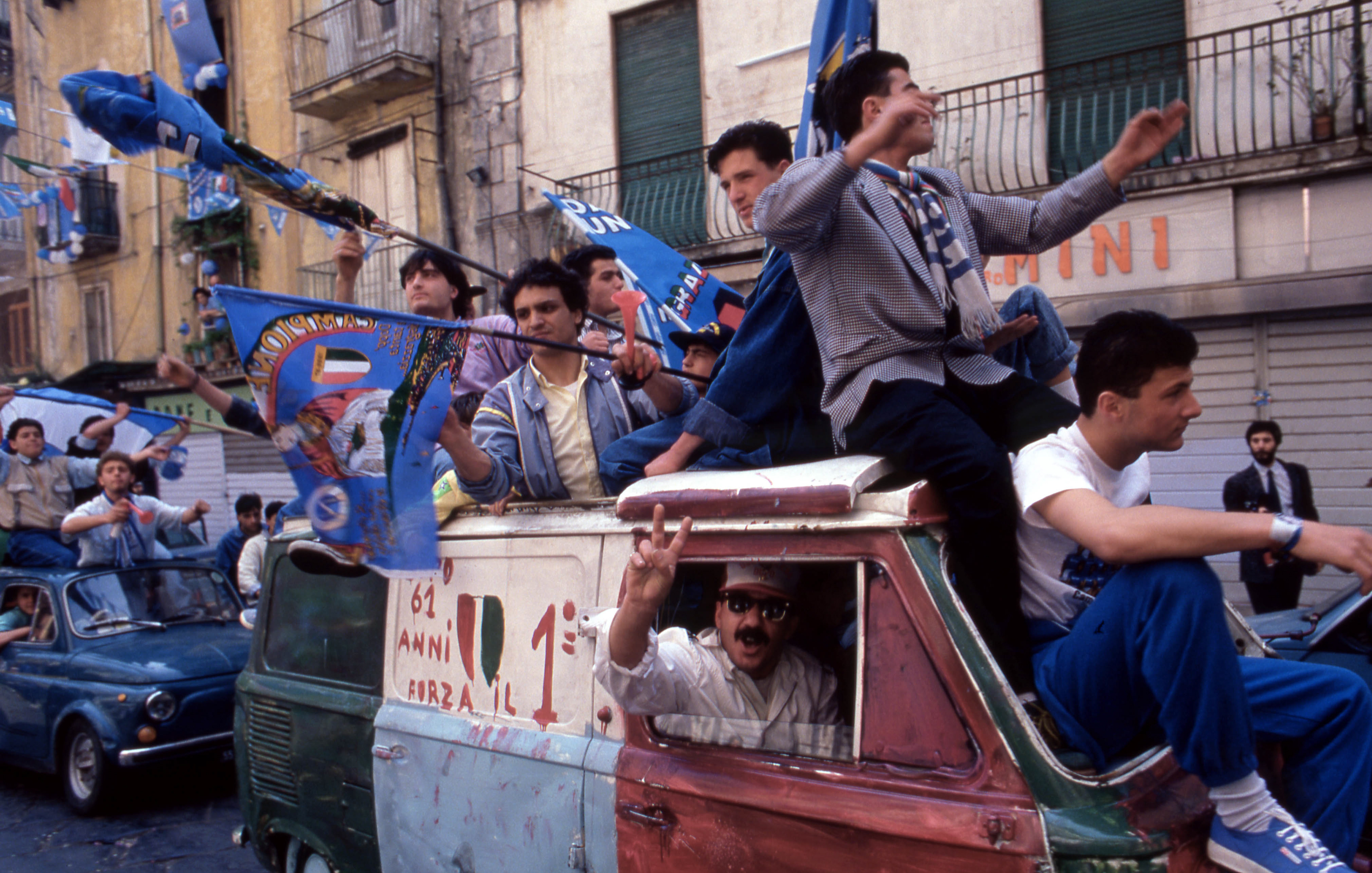 © Luciano Ferrara, Era de maggio 1987 - 1990