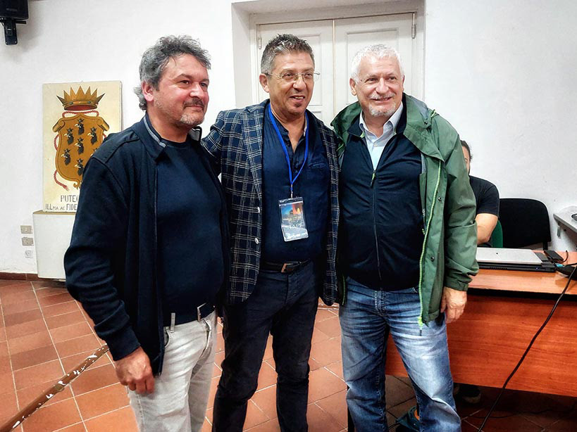 Gianni Biccari direttore di PFF tra Sergio Siano artista ospite e Pietro Treccagnoli che ha moderato la talk