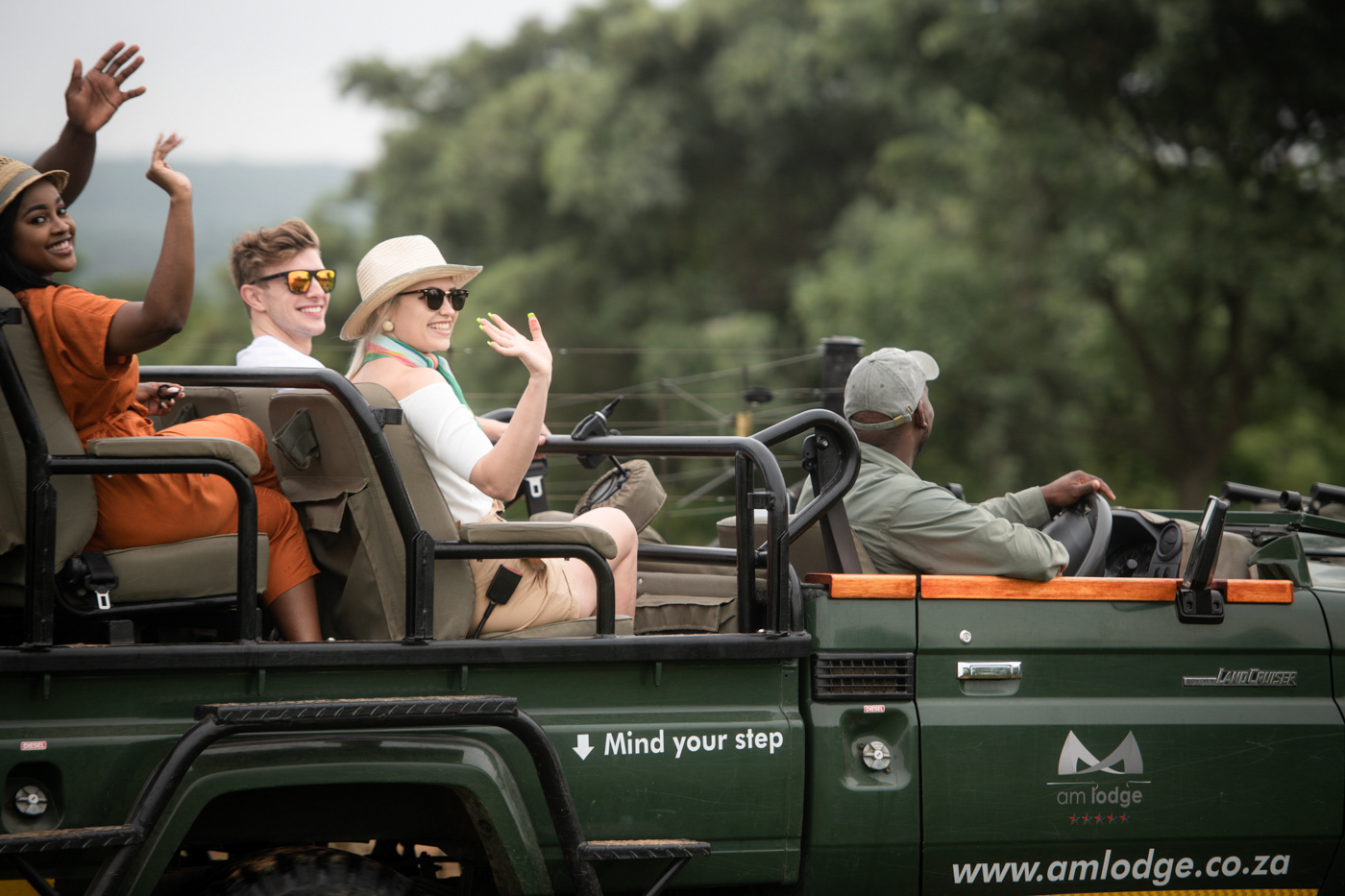 safari game drive