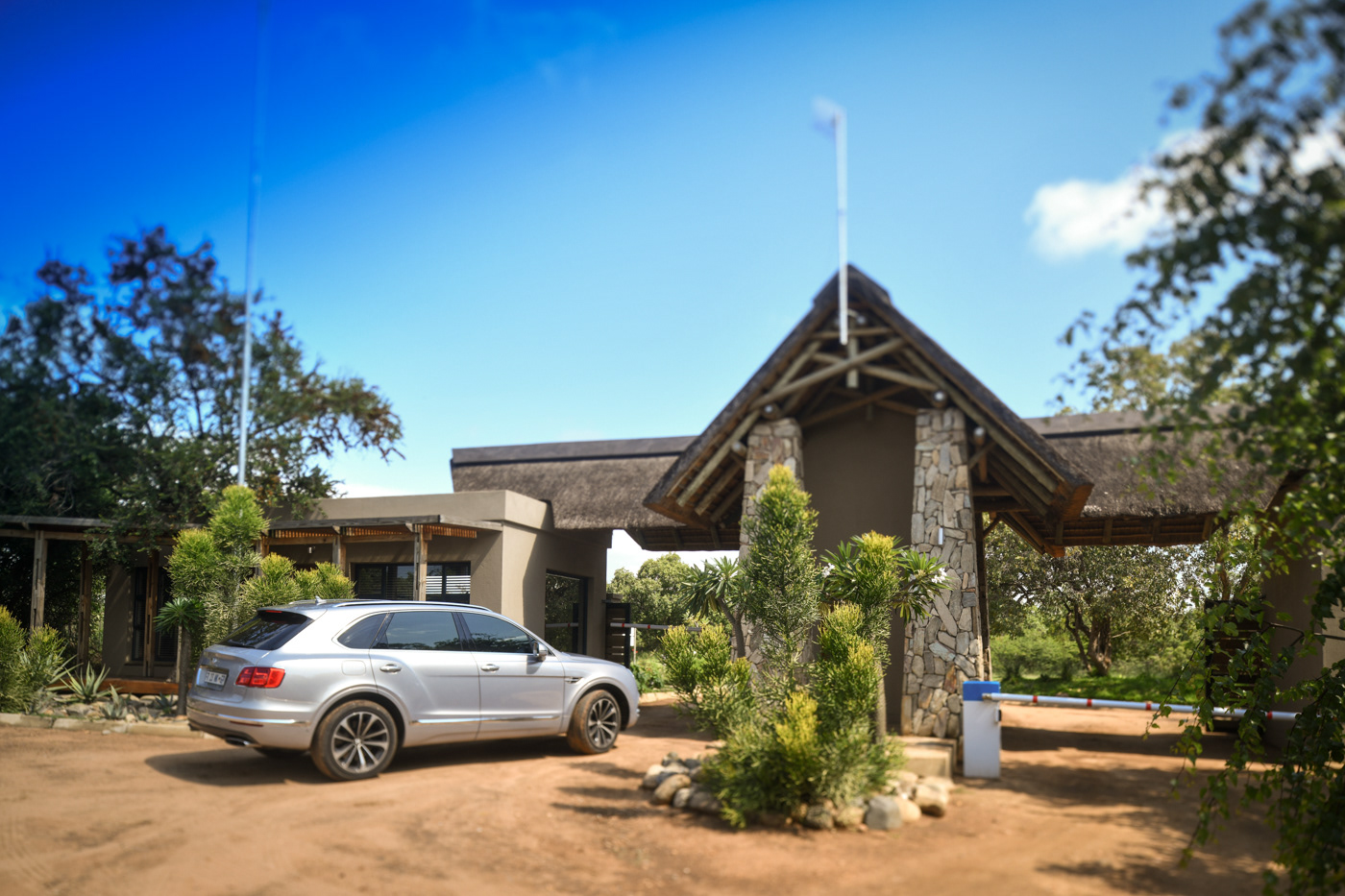 entrance at am lodge 