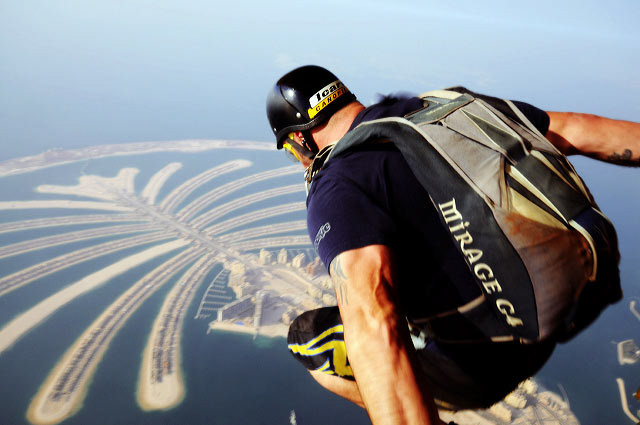 Dubai skydiving palm island