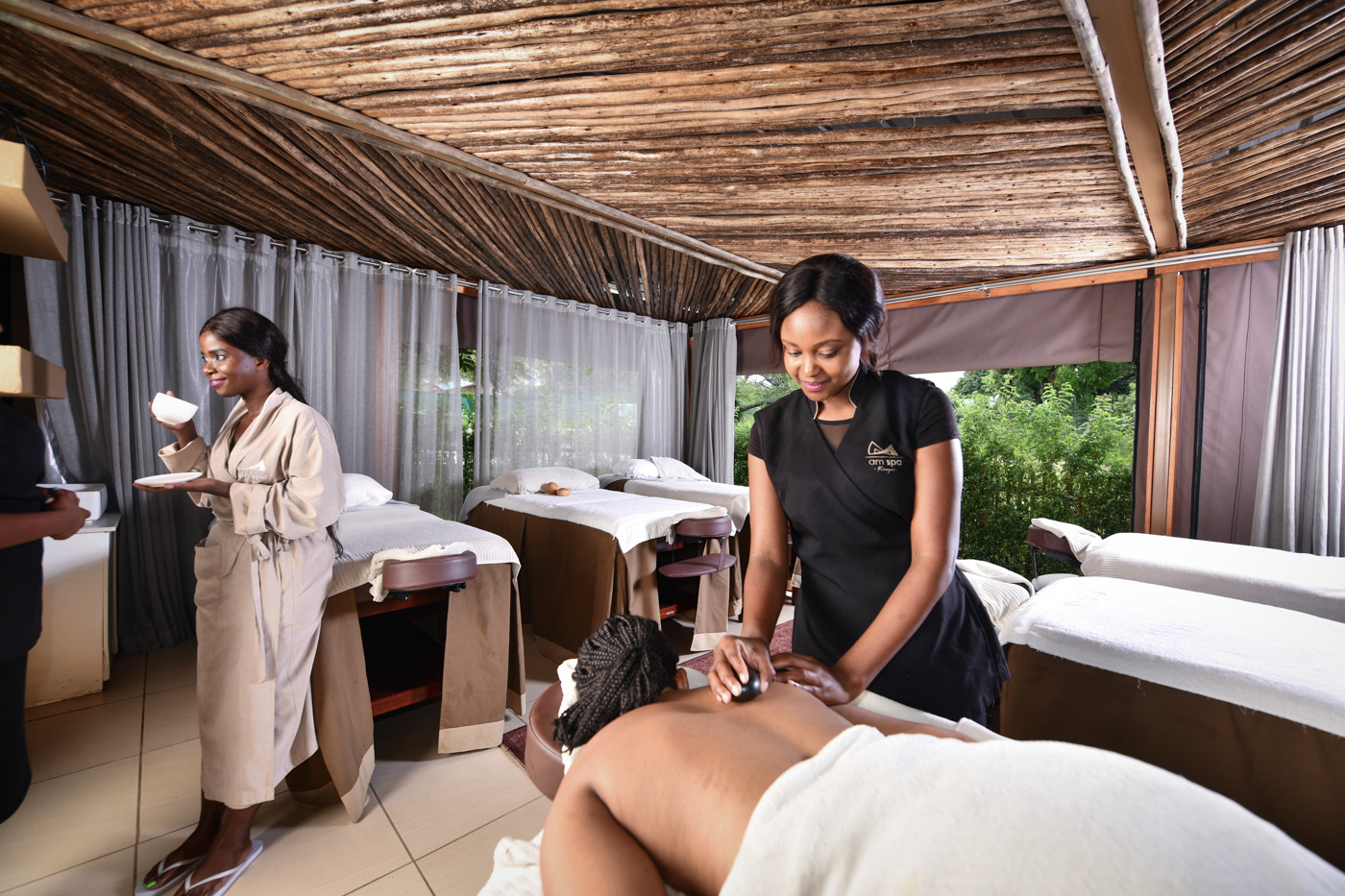spa treatment A.M 5 star lodge