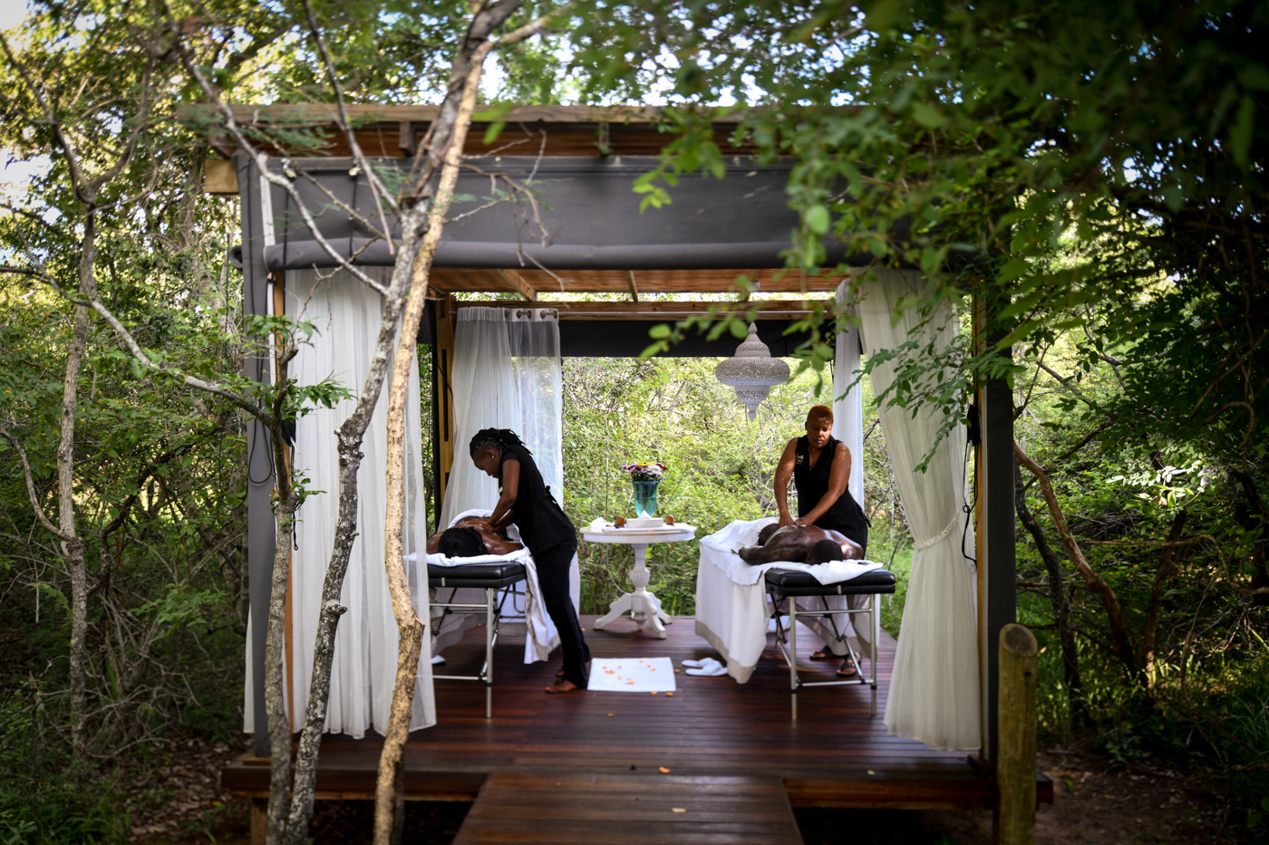 outdoor spa treatment am lodge