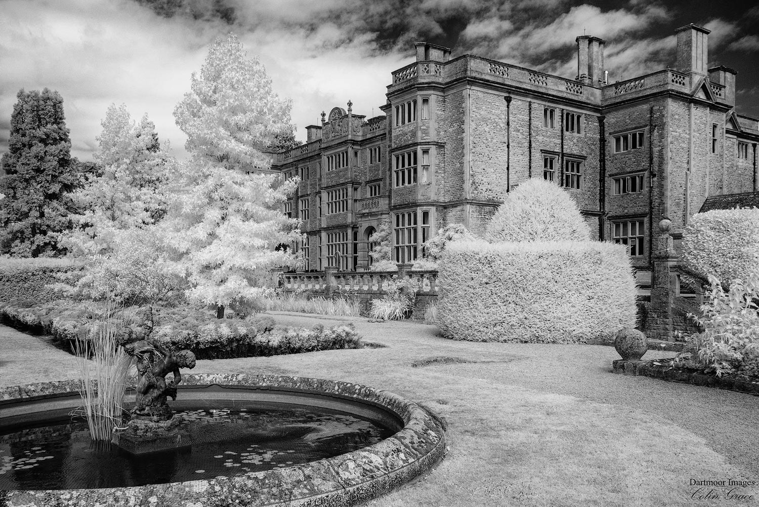 An infra red image of Eynsham Hall hotel situated  in Witney Oxfordshire.