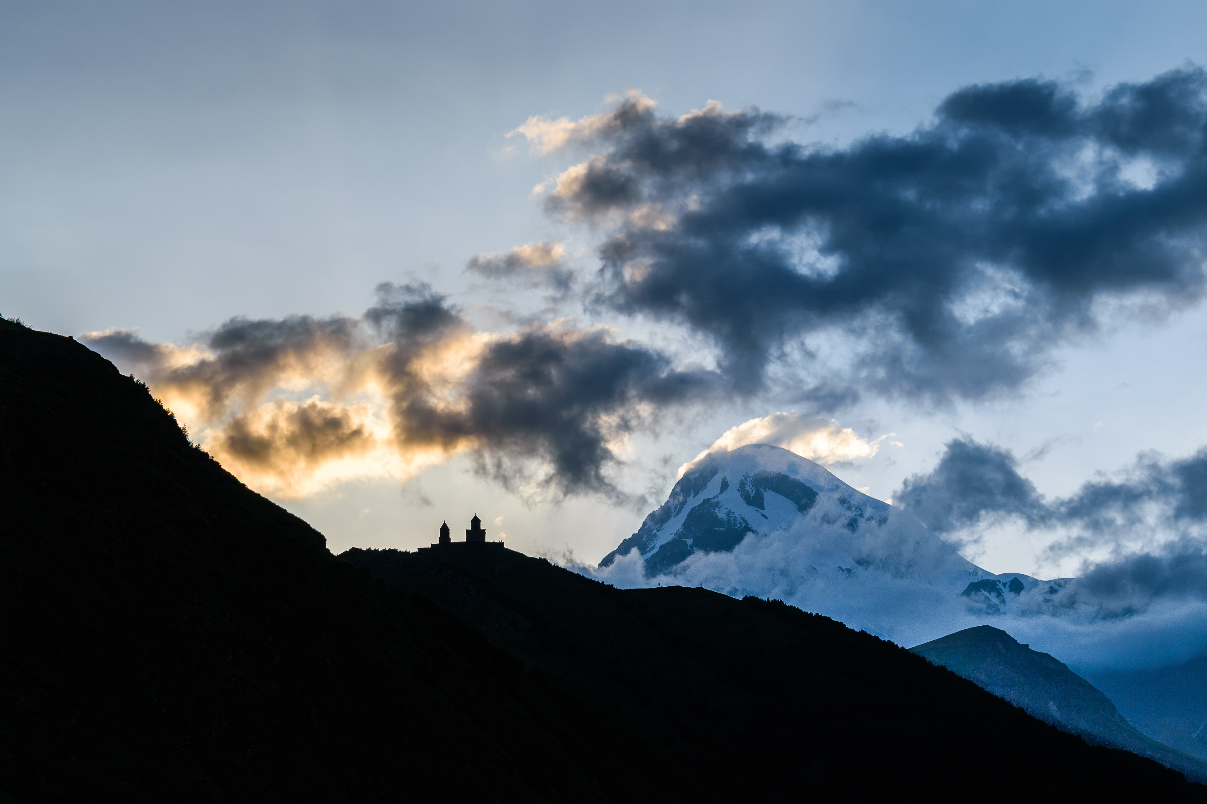 The Last Rays of Sun || Gergeti Trinity Church, Georgia