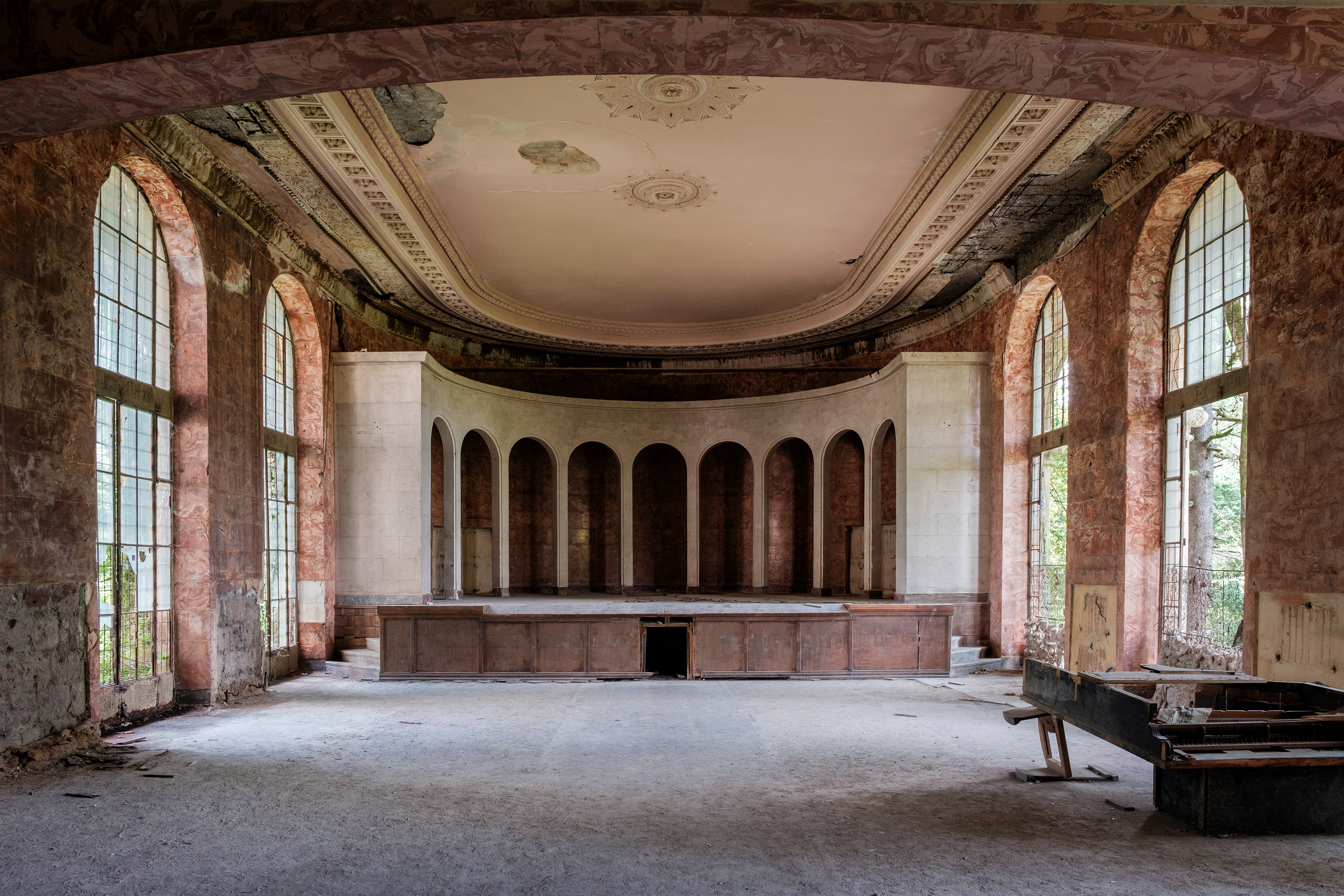 Abandoned Concert Hall || Tskaltubo, Georgia