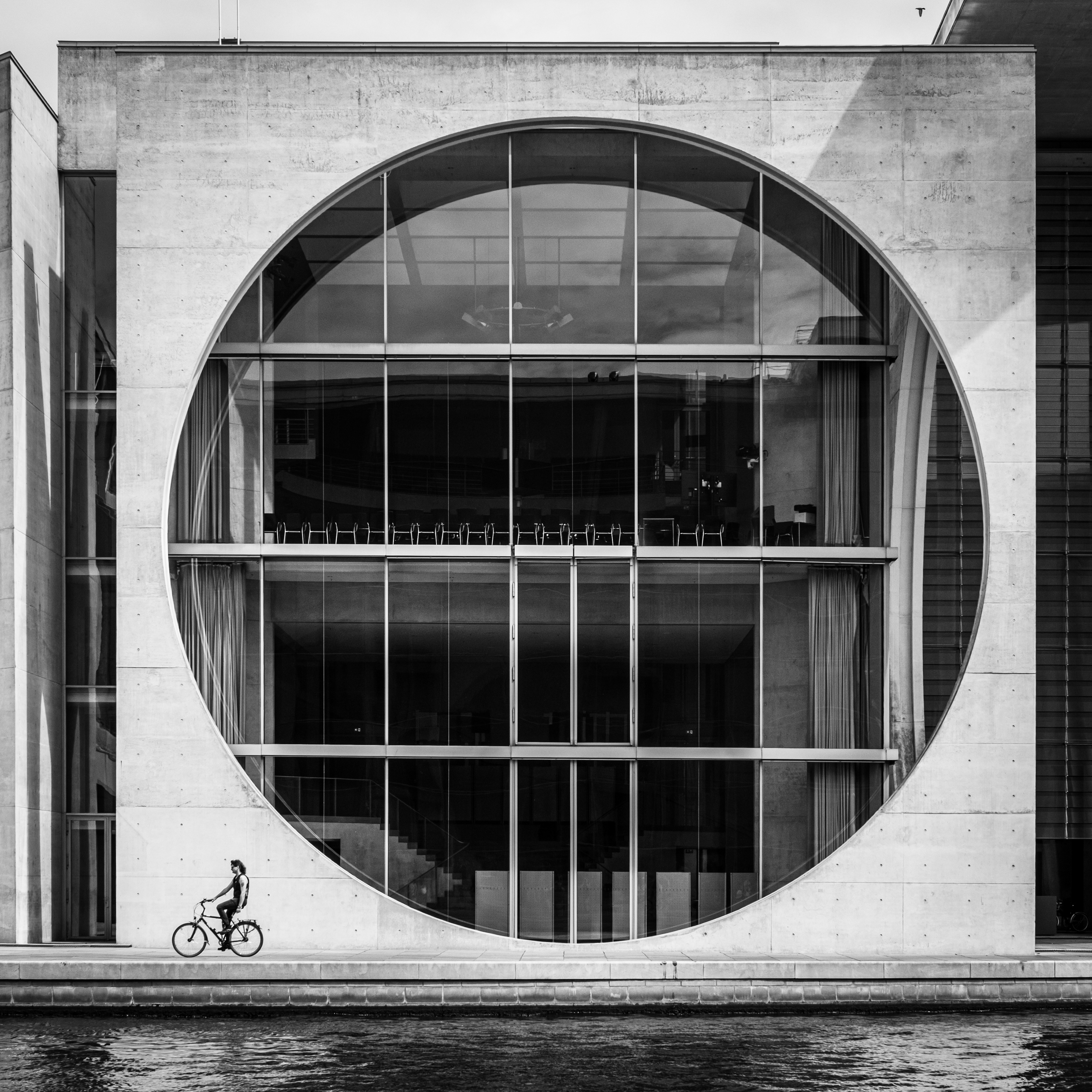 Bibliothek des Deutschen Bundestages || Berlin, Germany