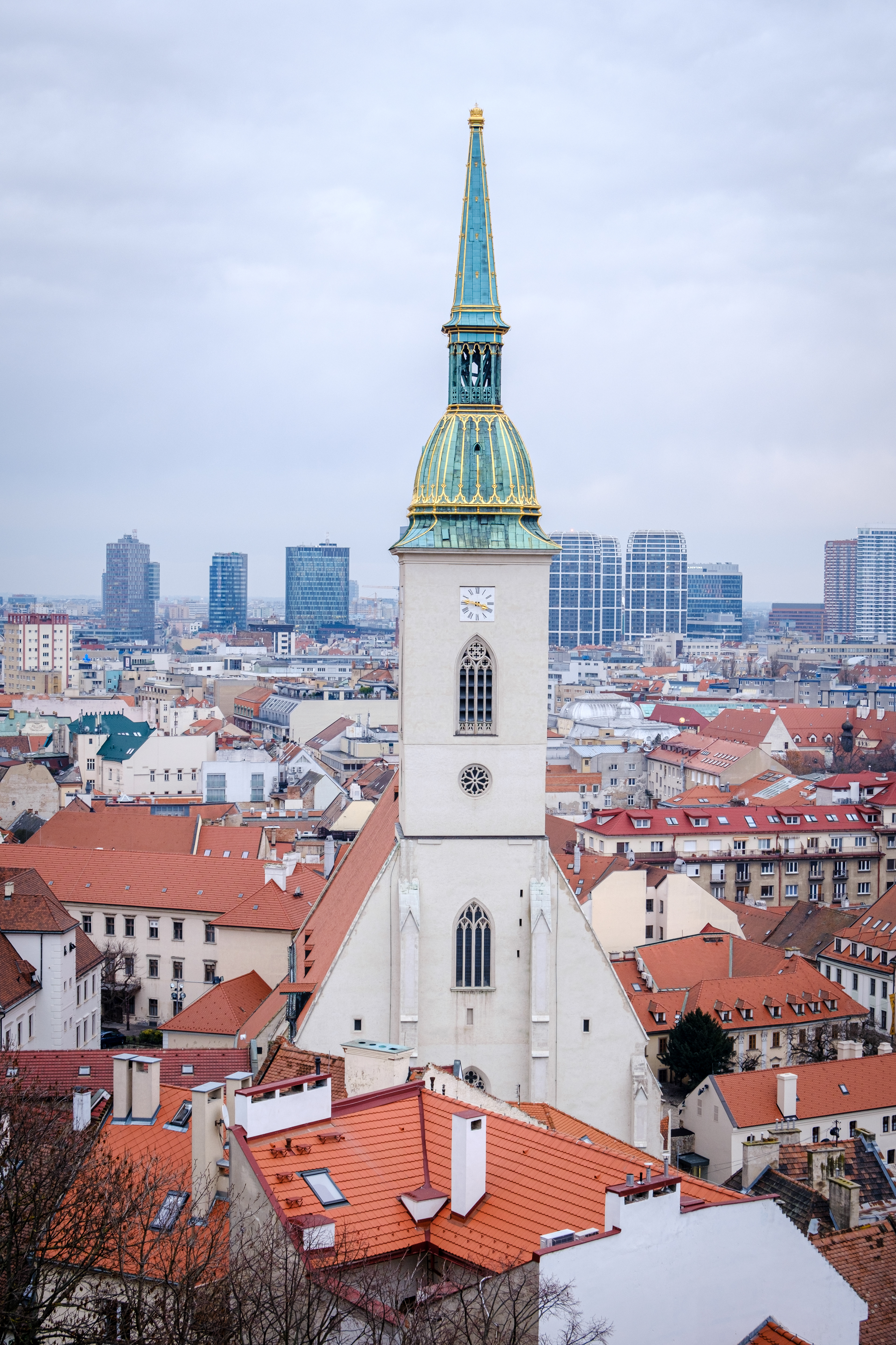 Bratislava || F7.1, 1/15 sec, ISO 320