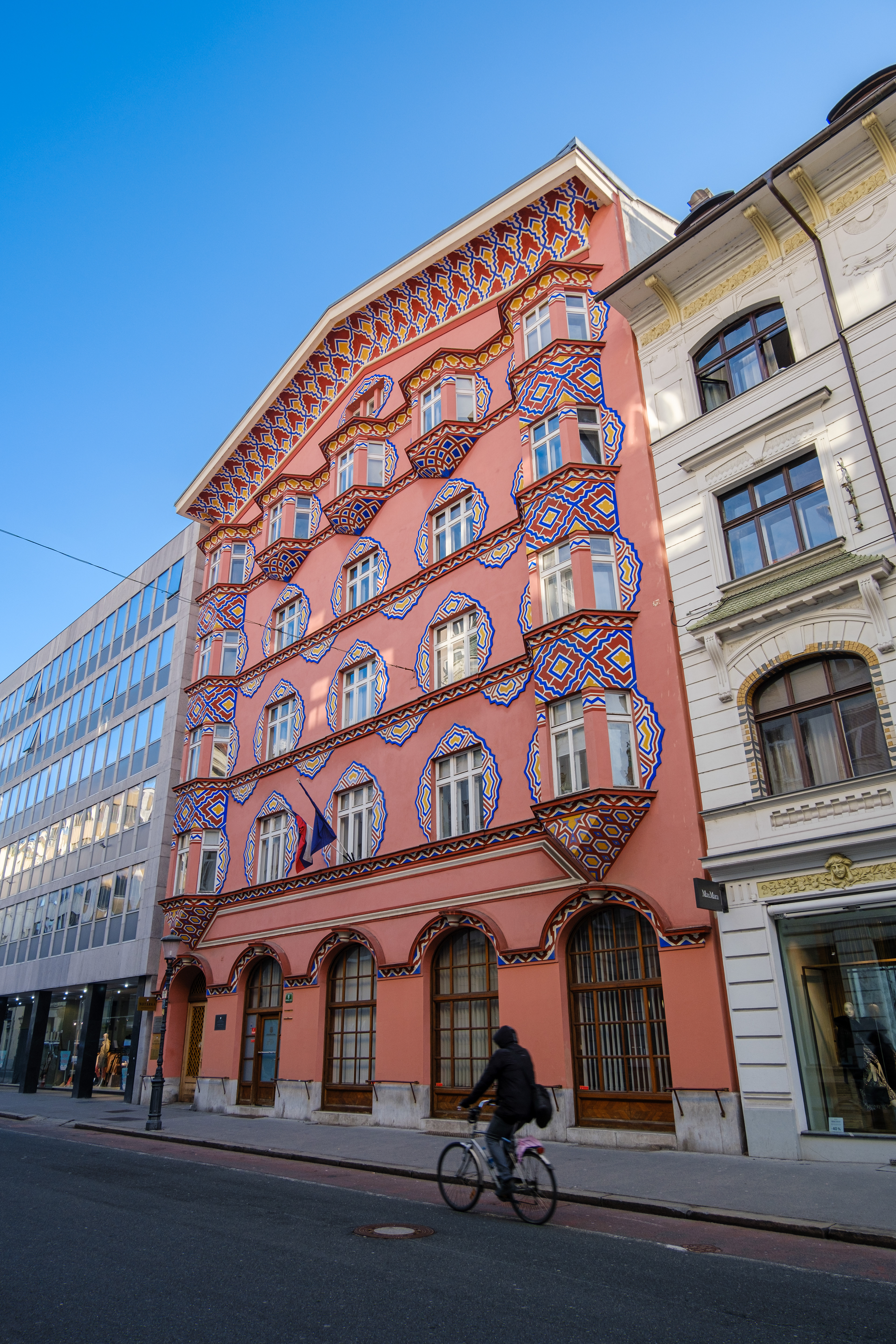 Ljubljana || F7.1, 1/80 sec, ISO 160