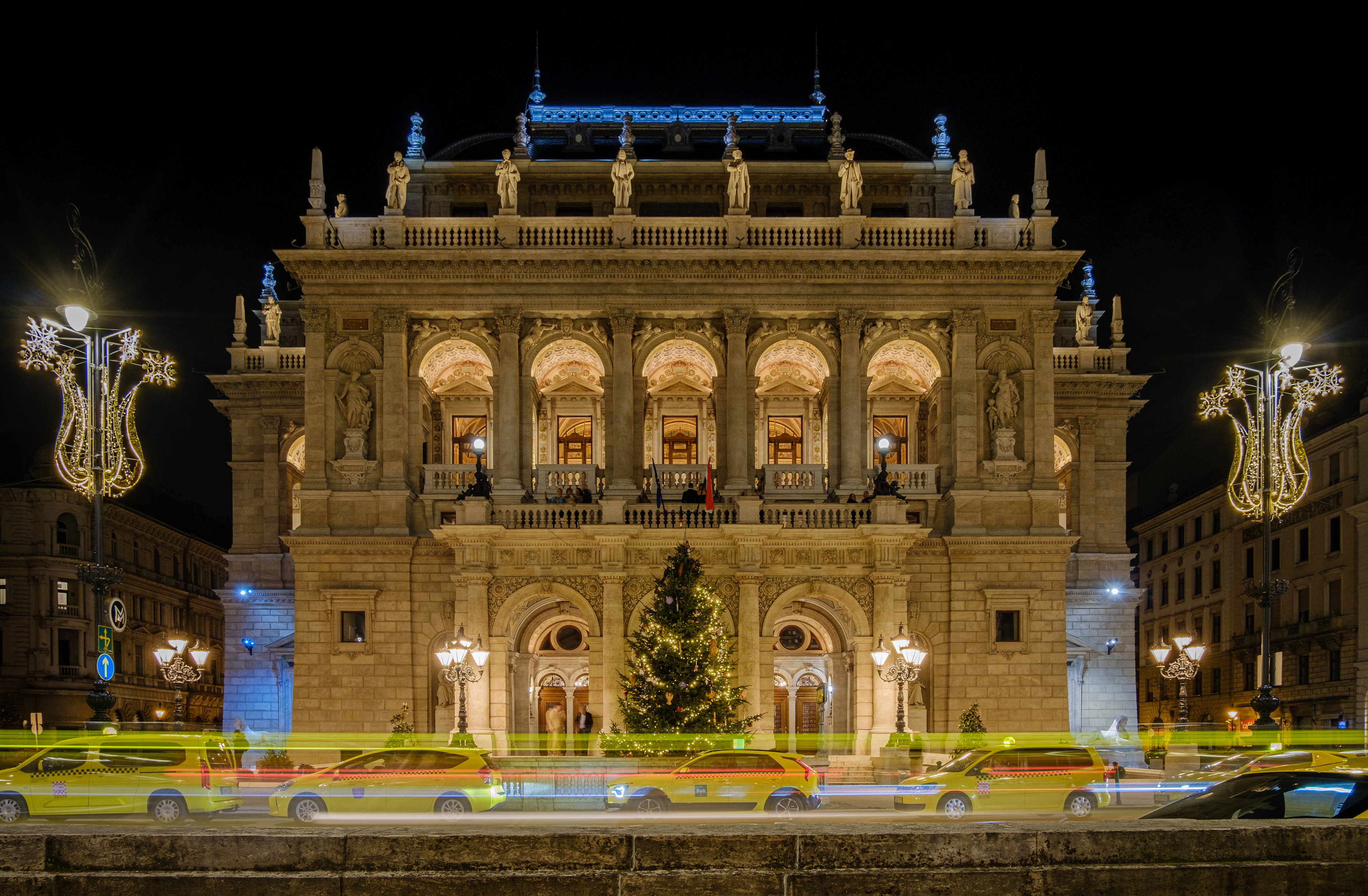 Budapest || F9, 1.8 sec, ISO 160