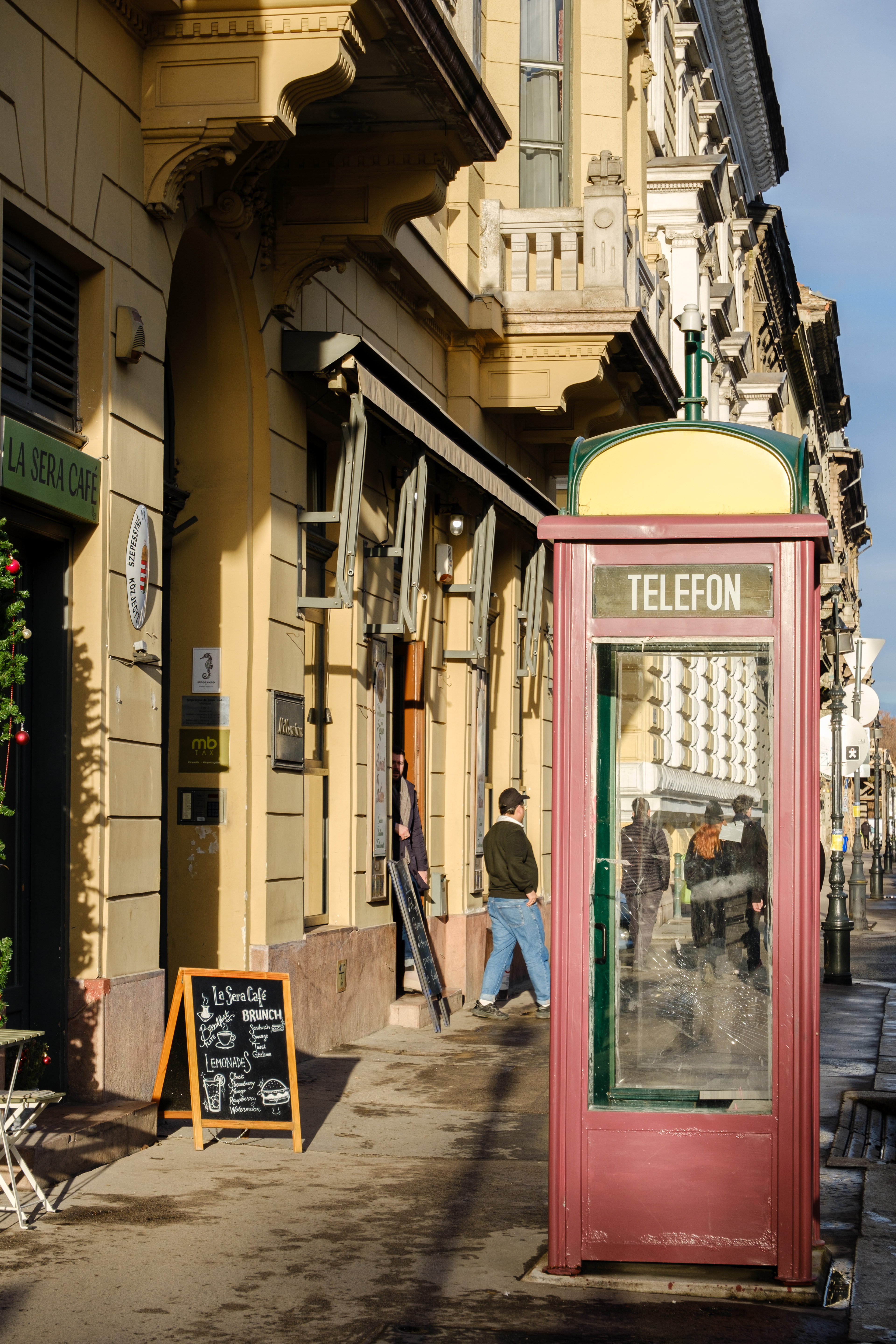 Budapest || F7.1, 1/160 sec, ISO 160