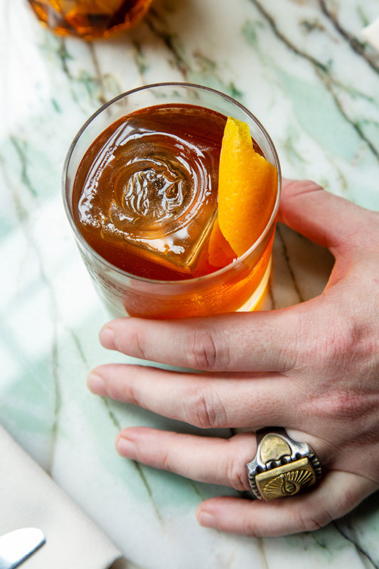 Honey Moon Spirit Lounge