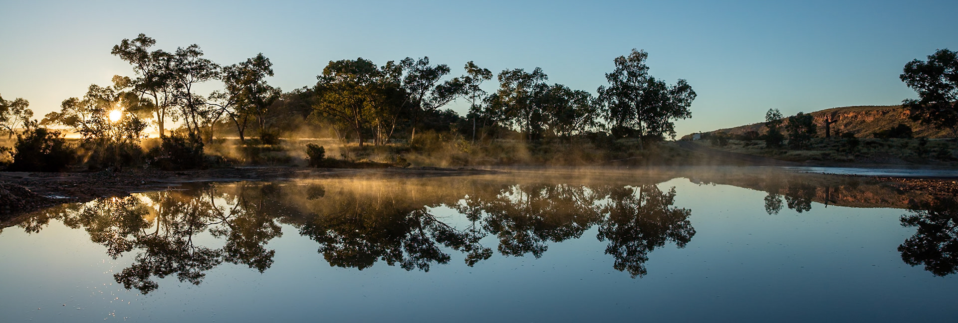 Outback sunrise - Finke river