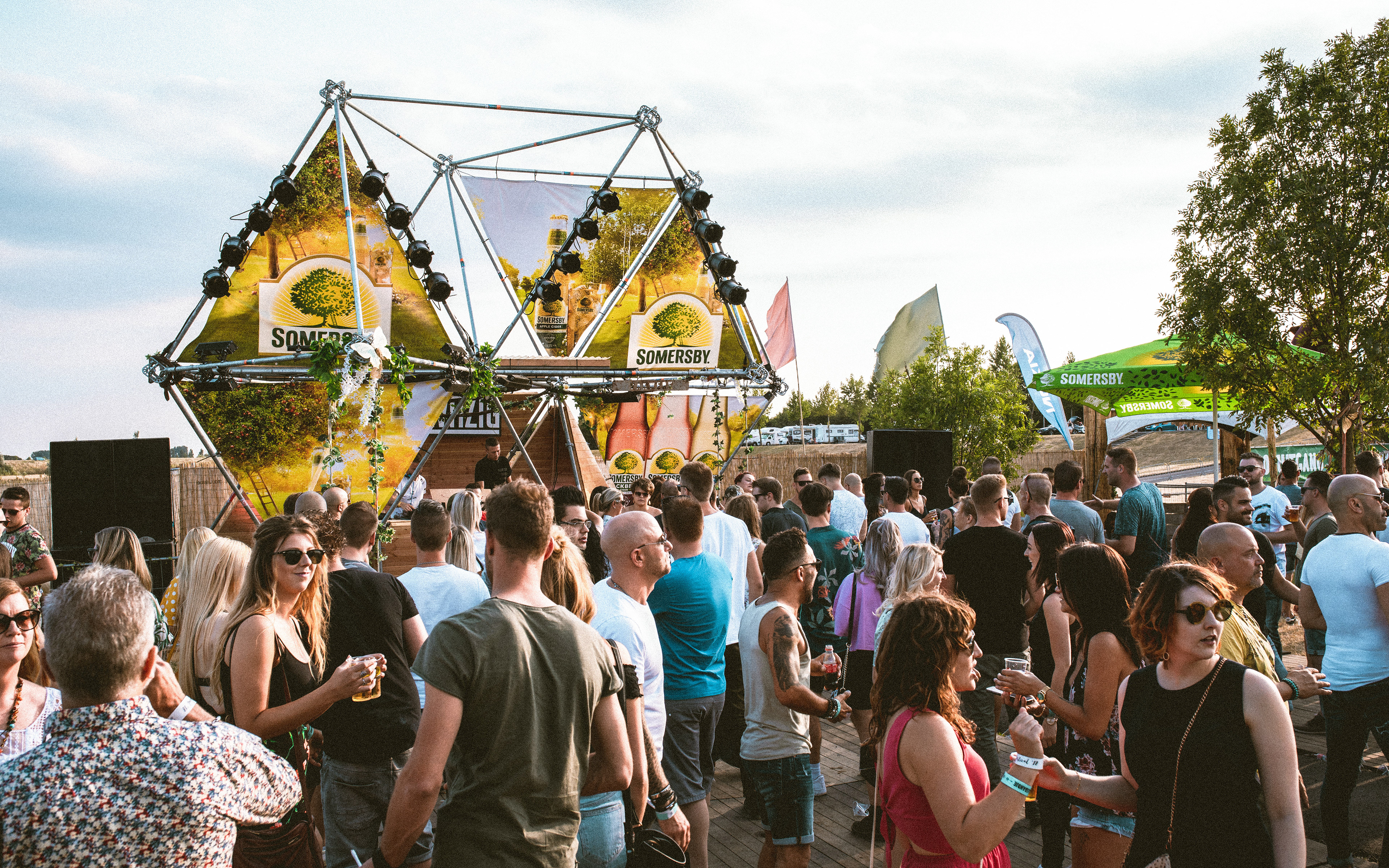somersby stage fieldmarketing maaseik creatief podium