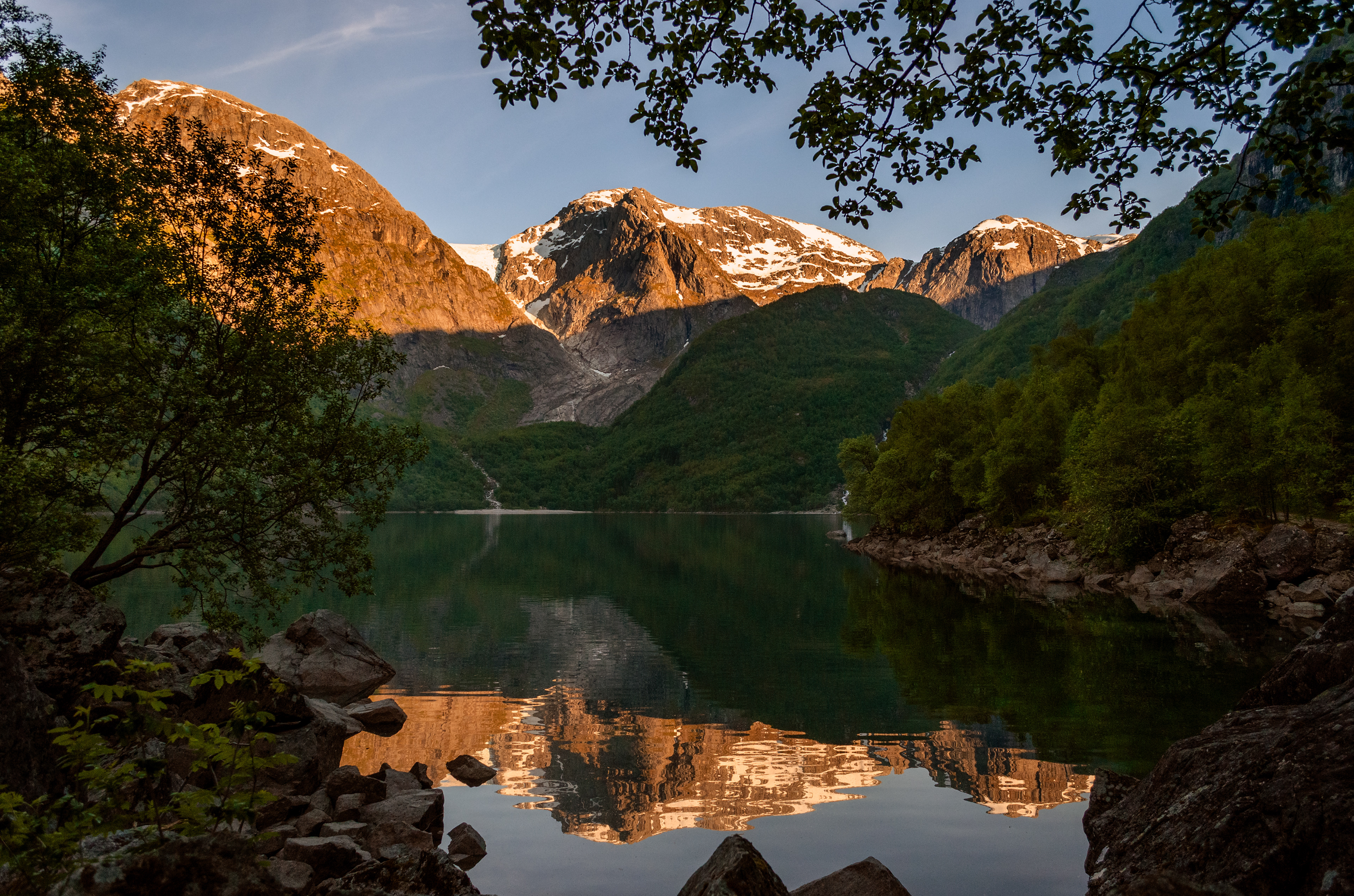 Bondhusvatnet & Bondhusbreen, Kvinnherad, Vestland