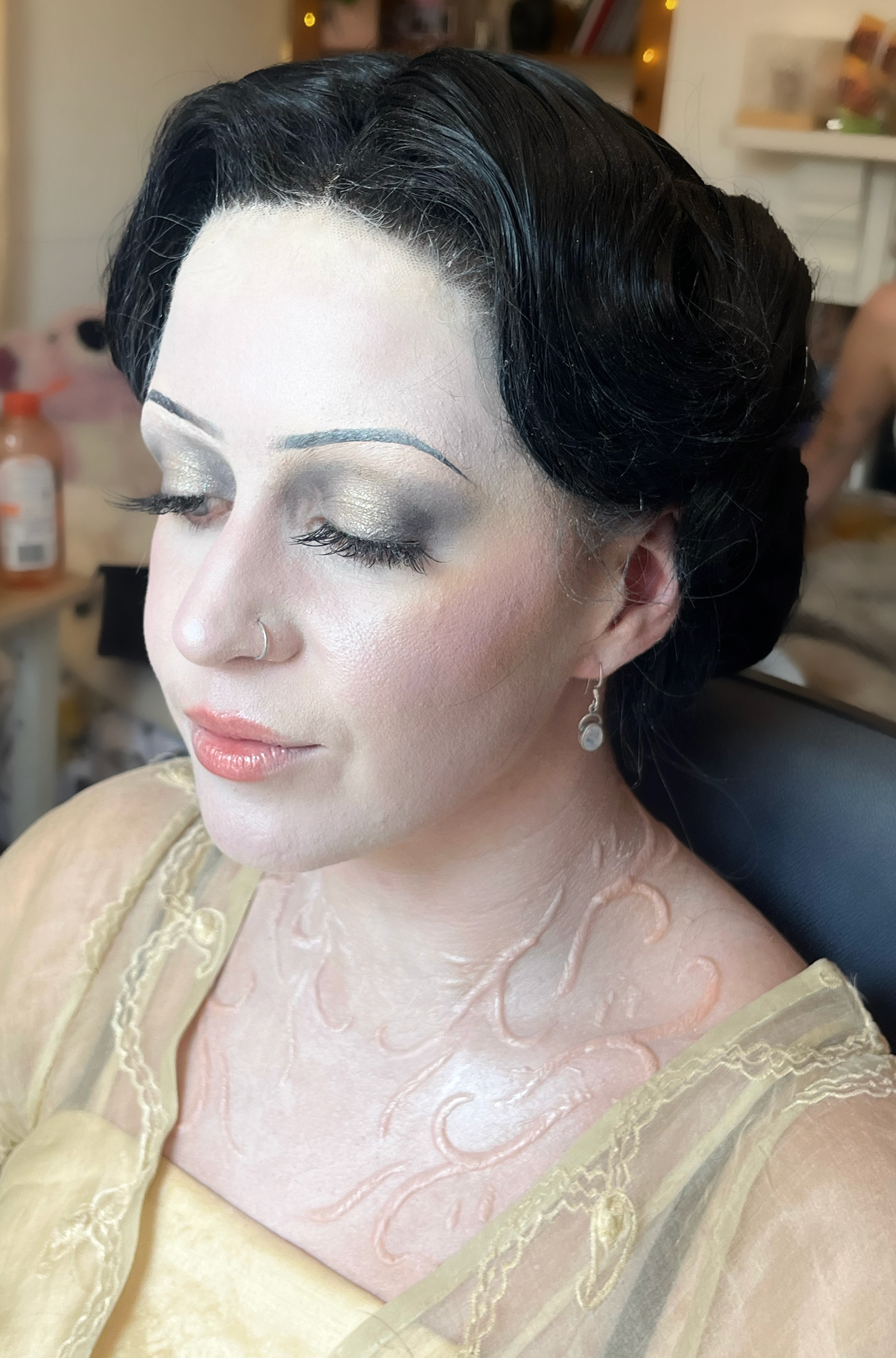 'Noel' Wig & Makeup