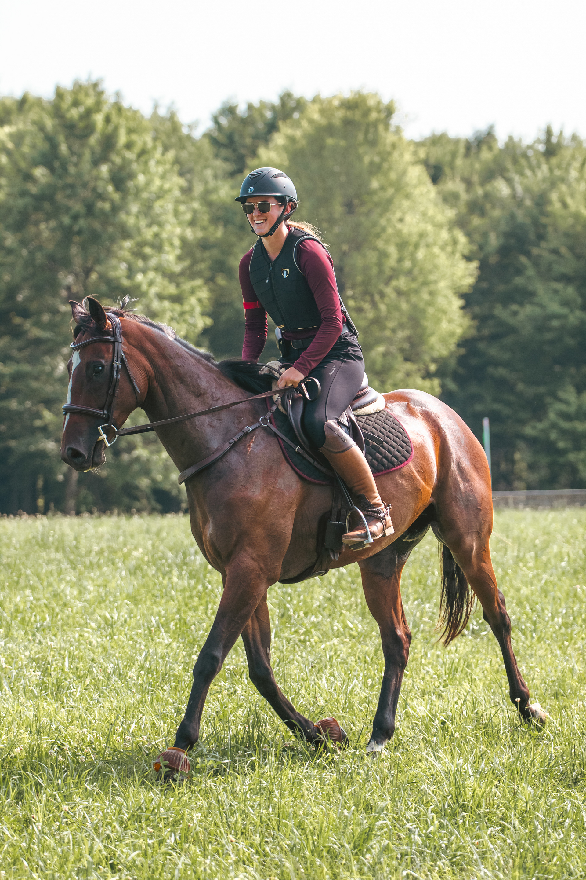 XC schooling: Maddie and Whiskey 01 - DSLR - 07/13/24