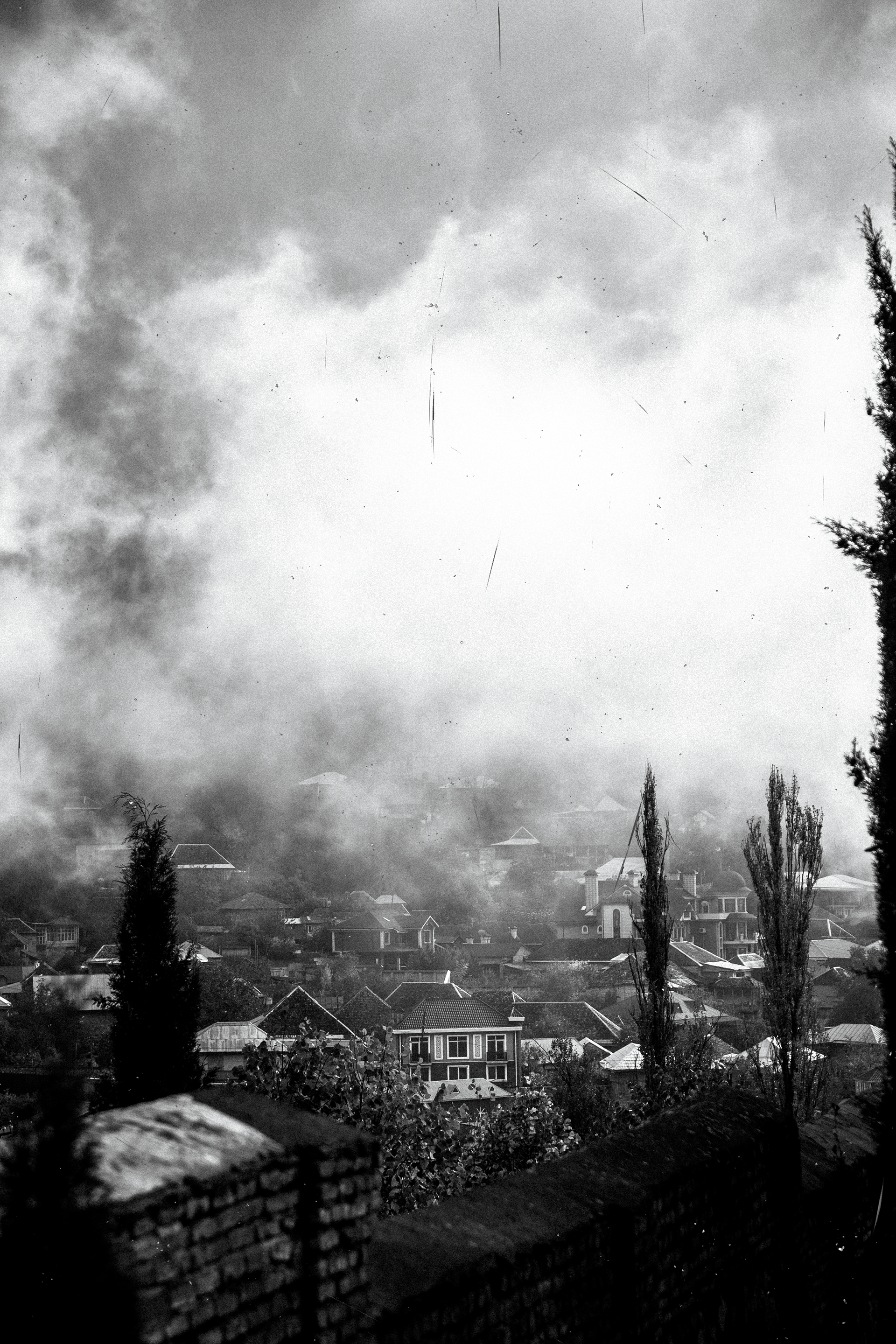 Le brouillard s'est abattu sur Sheki