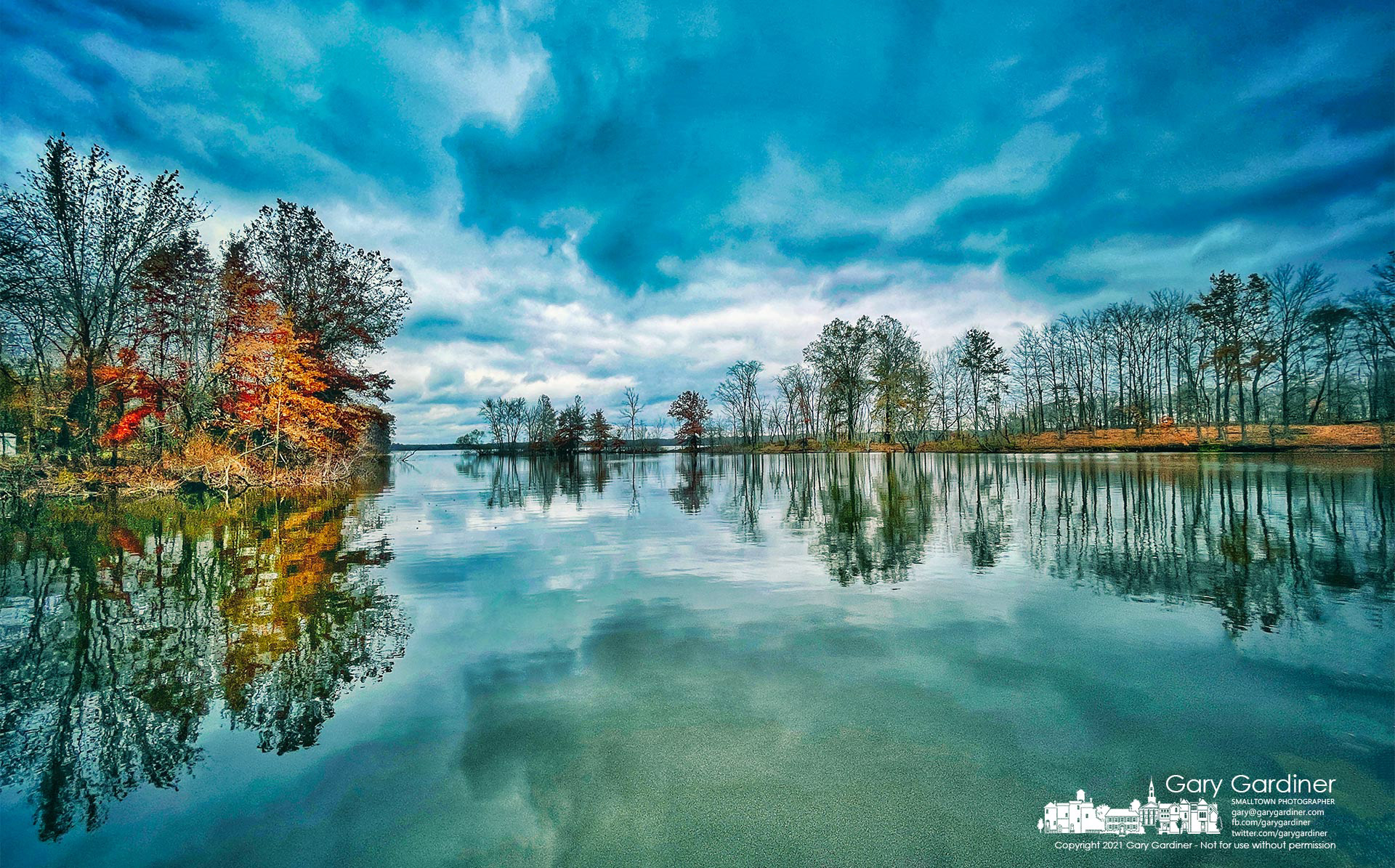 Still waters and cloudy skies across Hoover Reservoir on a Saturday autumn afternoon. My Final Photo for Nov. 13, 2021.