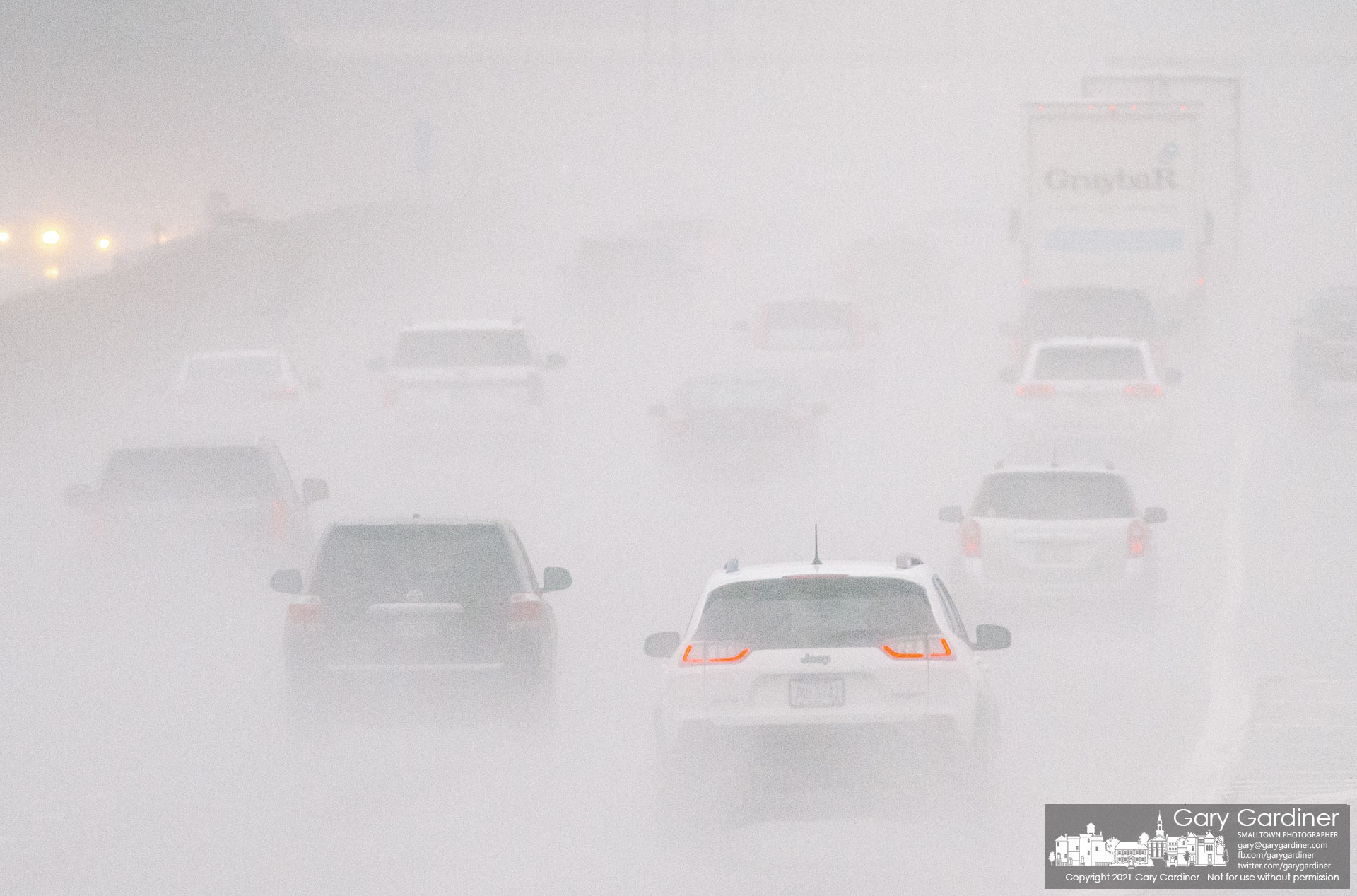 Rain and mist obscure traffic on I-270 in Westerville making travel difficult and dangerous as the rain continued for the day. My Final Photo for Dec. 28, 2021.