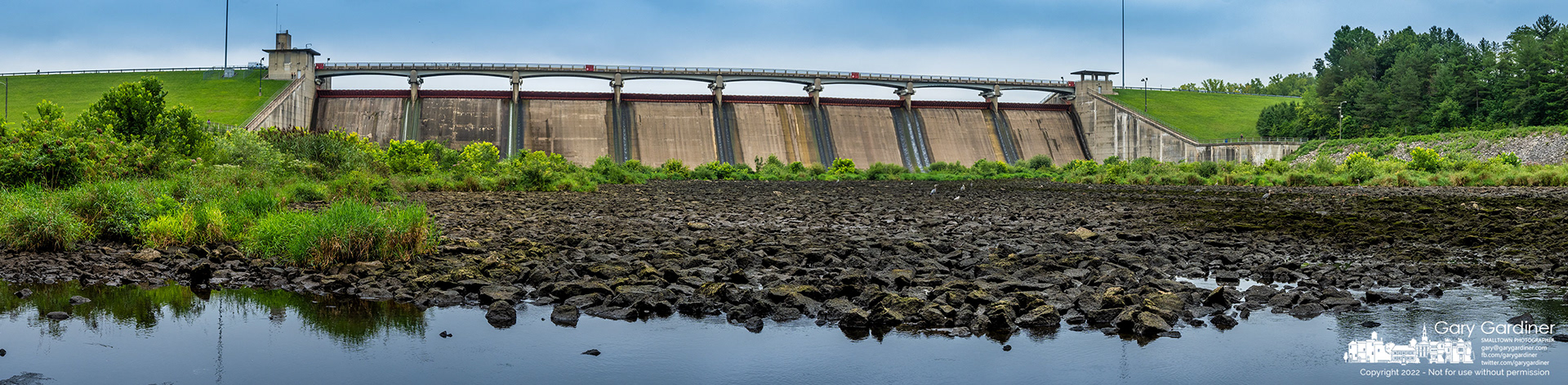 The water level in Big Walnut Creek below Hoover dam dropped considerably when the flow from the dam was stopped so workmen could remove anchors that held temporary sluice gates used during repairs on the dam. My Final Photo for August 10, 2022.