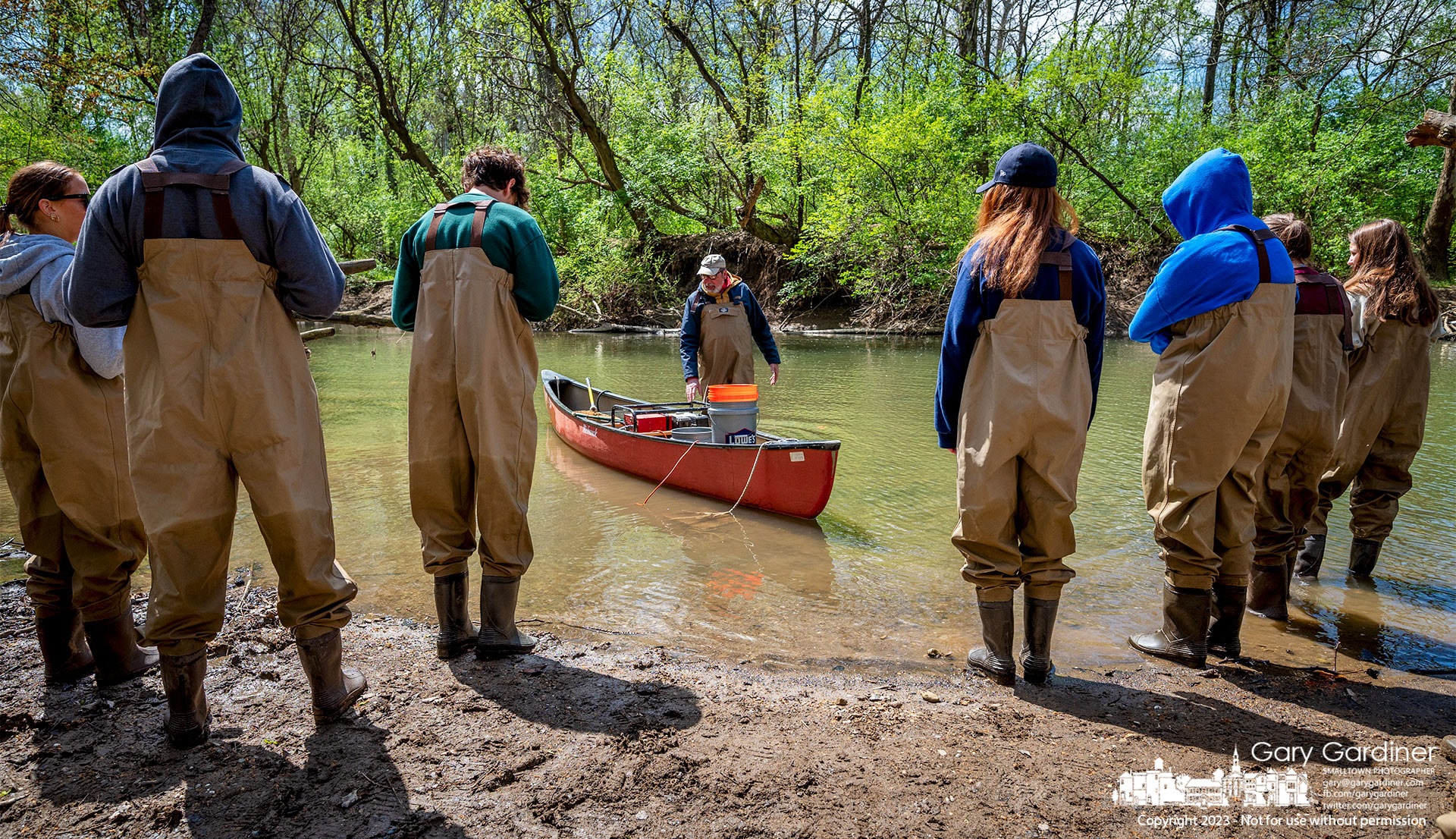 Otterbein Professor Dr. Michael Hoggarth explains the electric shock system for finding fish to his students as they began to explore the waters of Alum Creek just below the dam at Alum Creek Park North. My Final Photo for April 18, 2023.