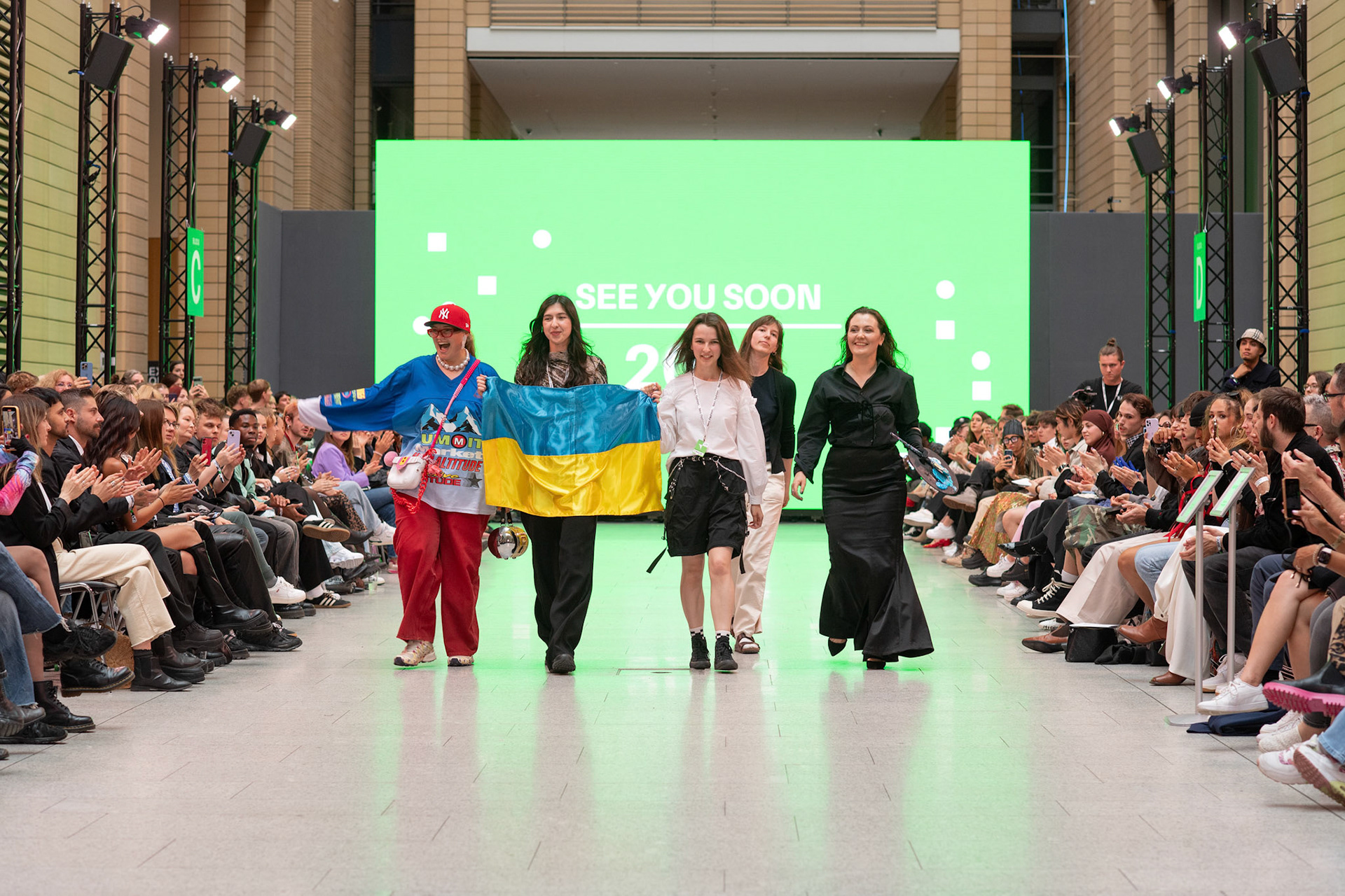 Mariia Dobrova, Kostenko Yelyzaveta, Anastasiia Naumeko, Sasha Yatchenko, Tanya Metelko