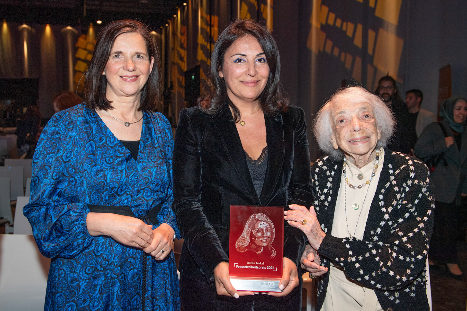 Katrin Goering-Eckardt, Duezen Tekkal, Margot Friedlaender