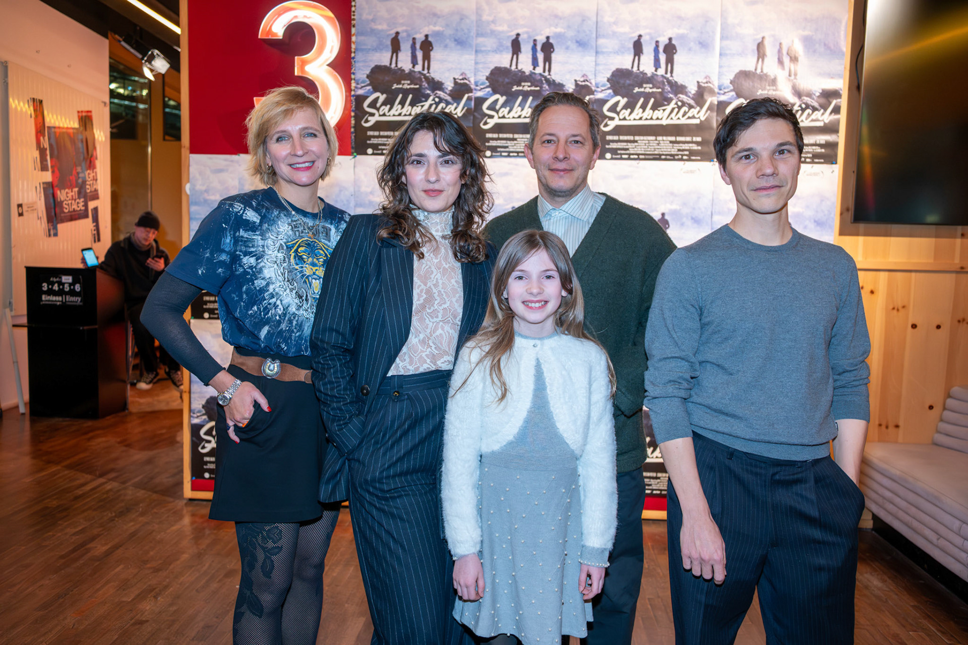 Judith Angerbauer, Seyneb Saleh, Zoë Baier, Trystan Pütter, Sebastian Urzendowsky