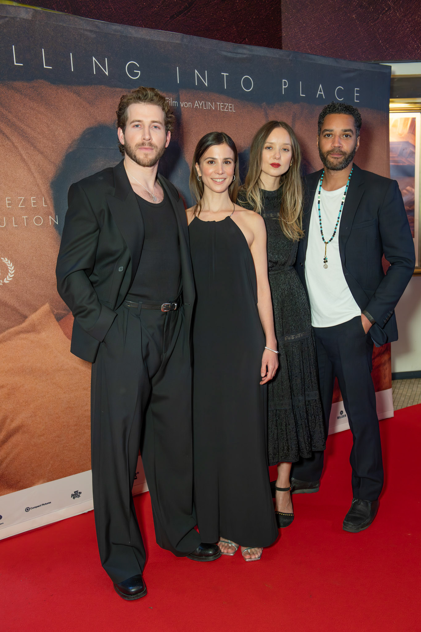 Chris Fulton, Aylin Tezel, Alexandra Dowling, Samuel Anderson