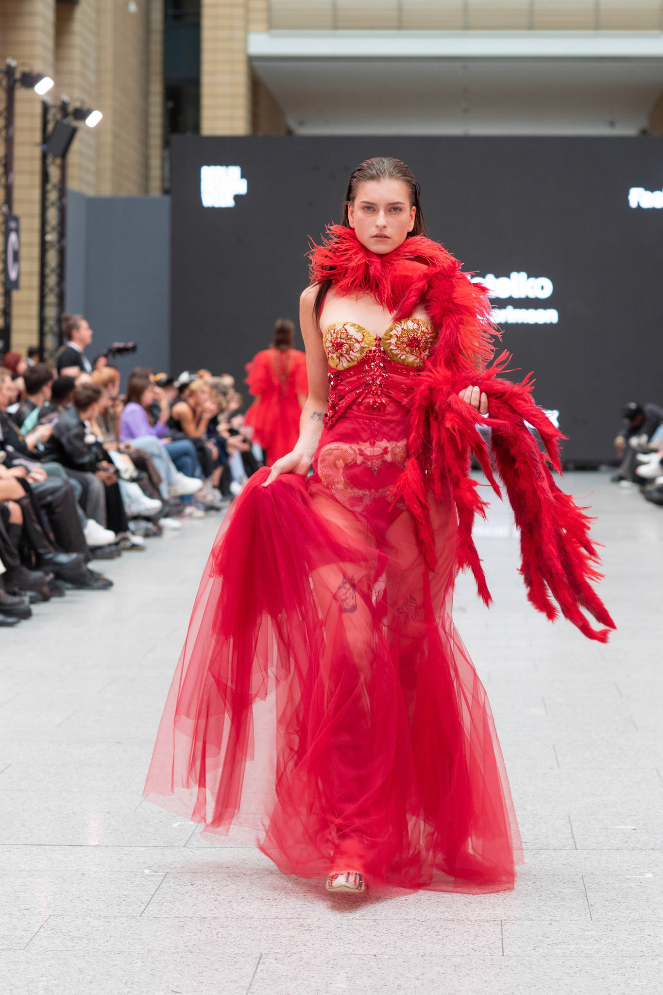 Designerin: Tanya Metelko / Ukrainian Fashion Week Potsdamer Platz