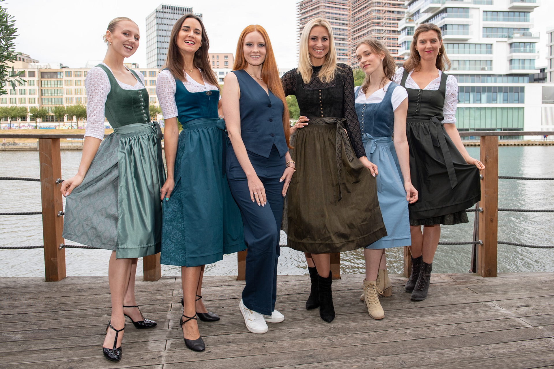 Barbara Meier präsentiert ihre neue Trachrtenkollektion