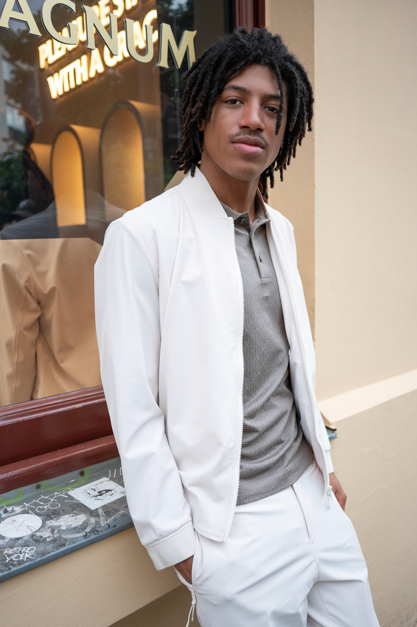 Opening "The Bonbon by Magnum"Henry Samuel