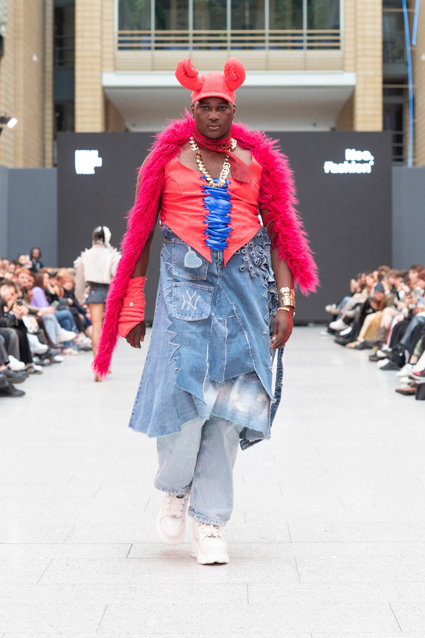 Designerin: Sasha Yatchenko / Ukrainian Fashion Week Potsdamer Platz