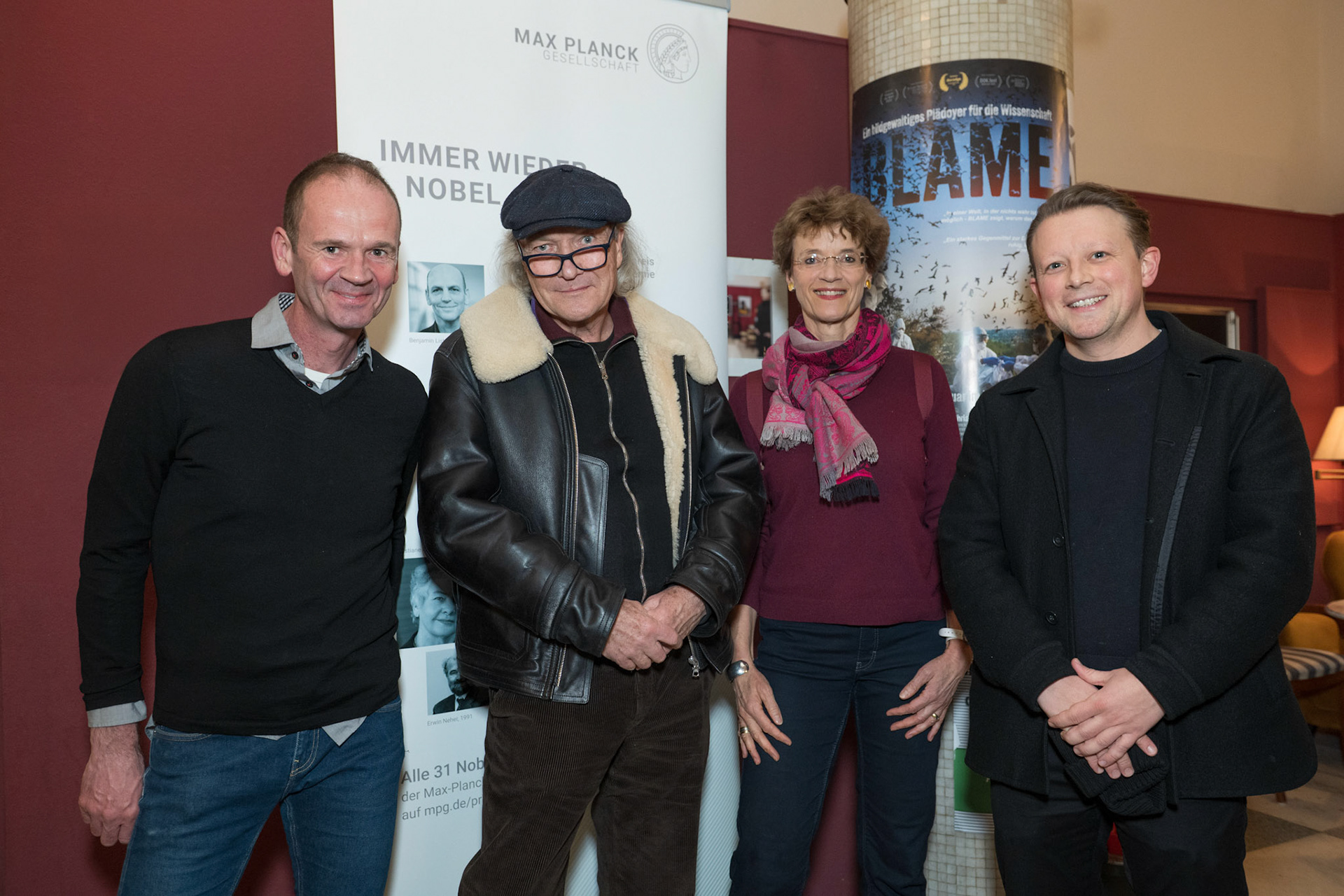 Stefan Kloos, Geschäftsführer von Rise and Shine Cinema, Regisseur, Christian Frei, Dorothe Nolte (Tagesspiegel), Dr. Philipp Lorenz-Spreen (MPI Bildungsforschung)