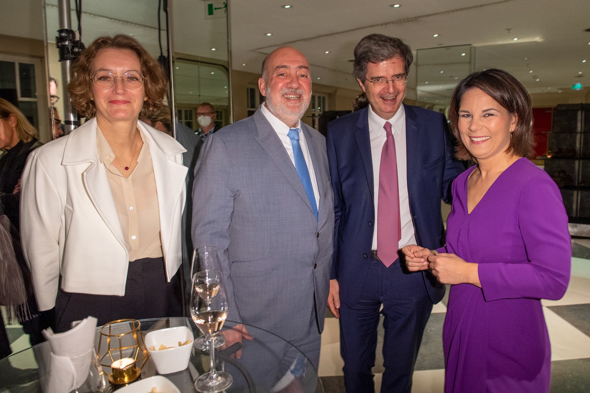 Botschafterin des Koenigreichs Daenemark S.E. Susanne Hyldelund, Botschafter des Staates Israel S.E. Ron Presor Botschafter der Republik Frankreich S.E.Francois Delattre, Ministerin des Auswaertigen der Bundesrepublik Annalena Baerbock