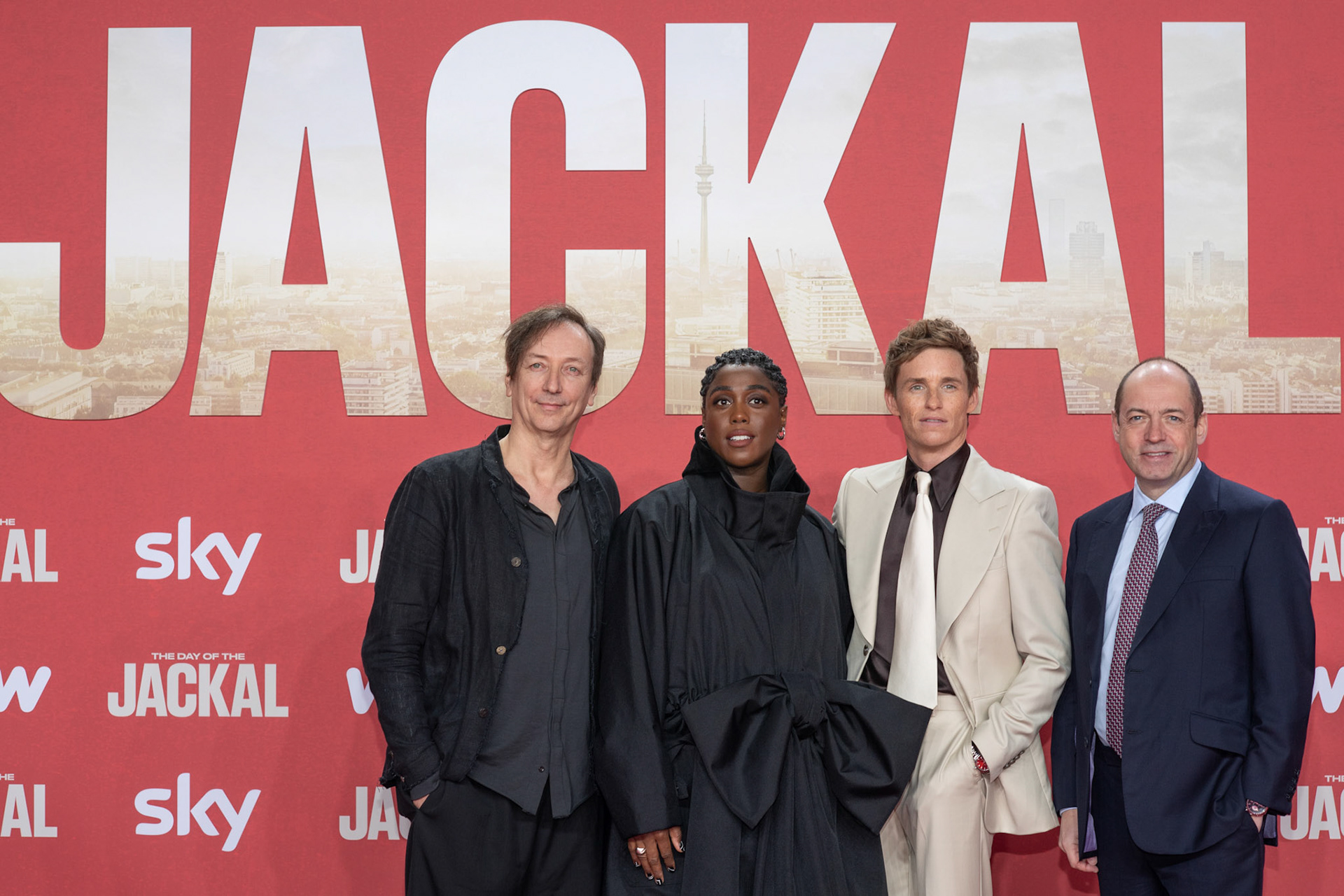 Premiere: Jackal - Volker Bertelmann, Lashana Lynch, Eddie Redmayne, Gareth Neame