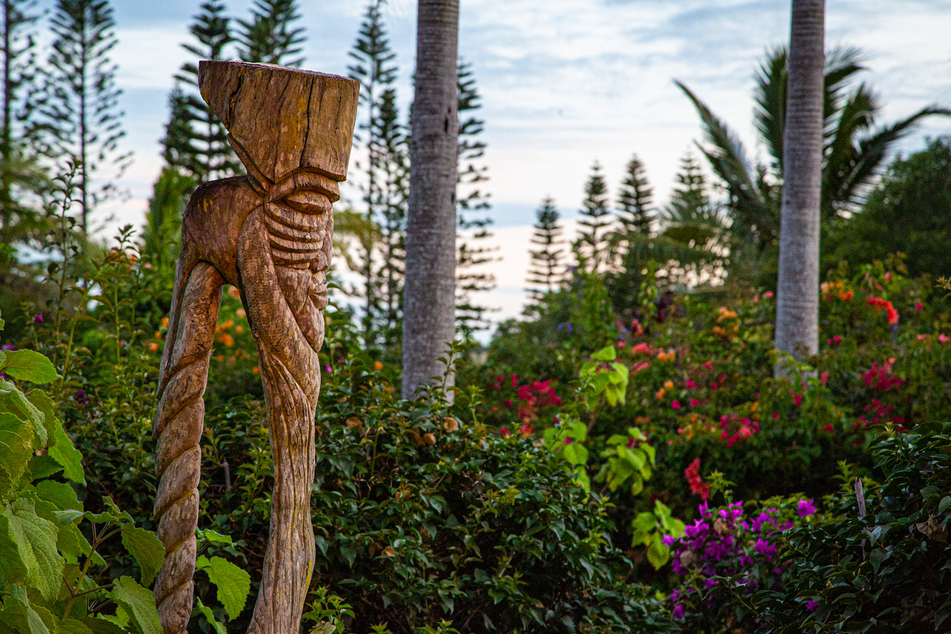 Totem de l'aéroport de Tontouta