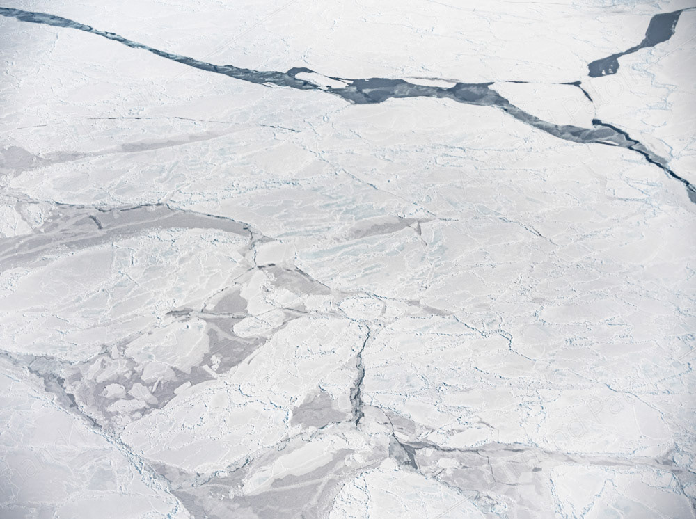 Banquise vue du ciel. Terre Victoria.